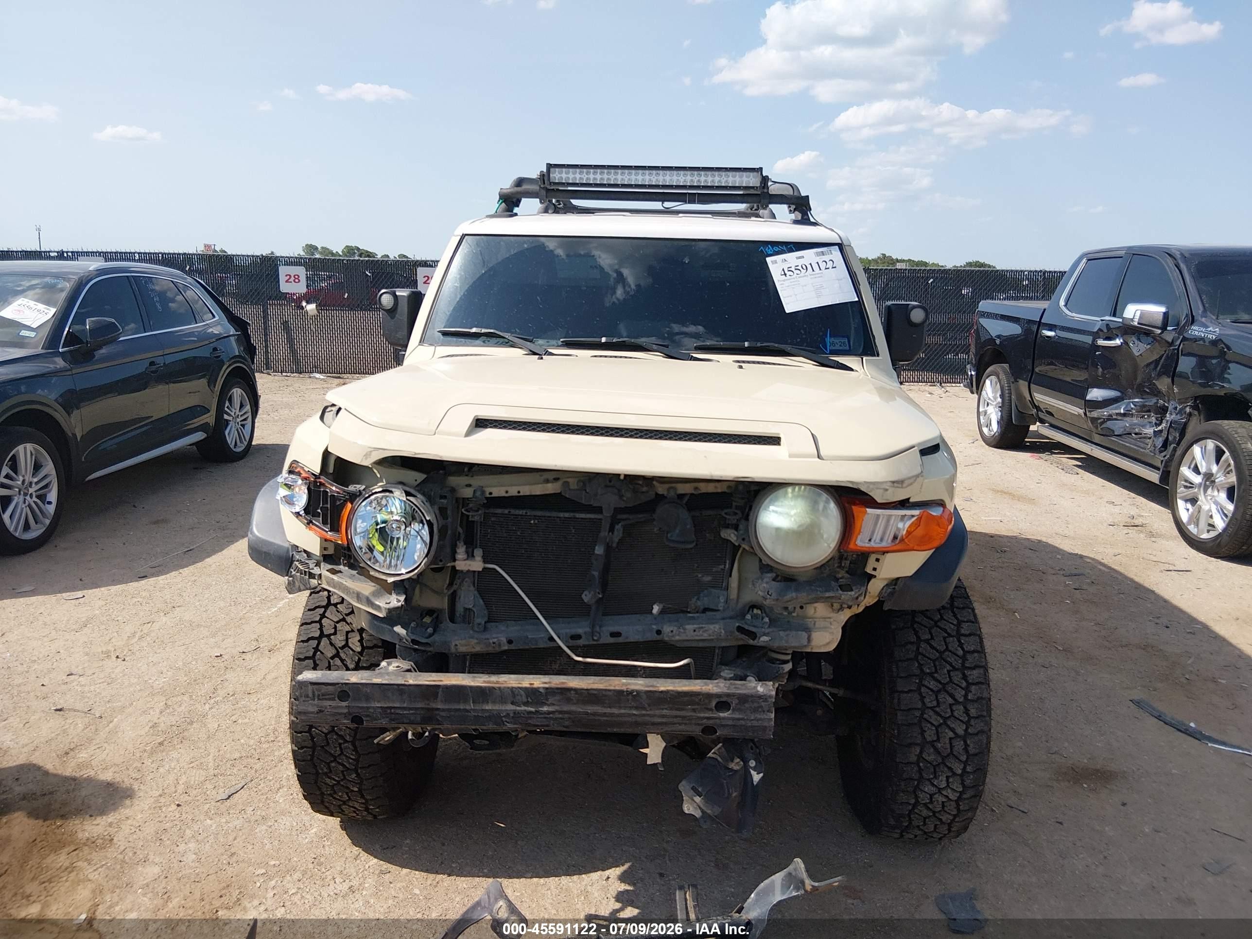 2008 Toyota Fj Cruiser   Tan vin: JTEBU11F18K051296