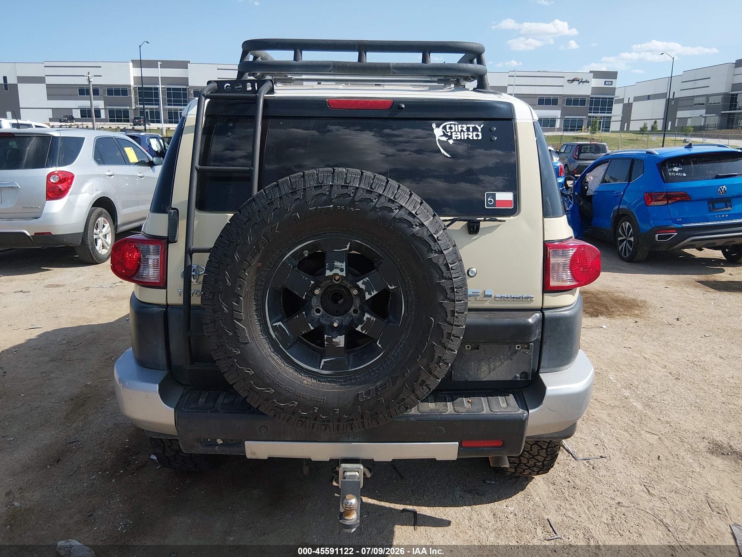 2008 Toyota Fj Cruiser   Tan vin: JTEBU11F18K051296