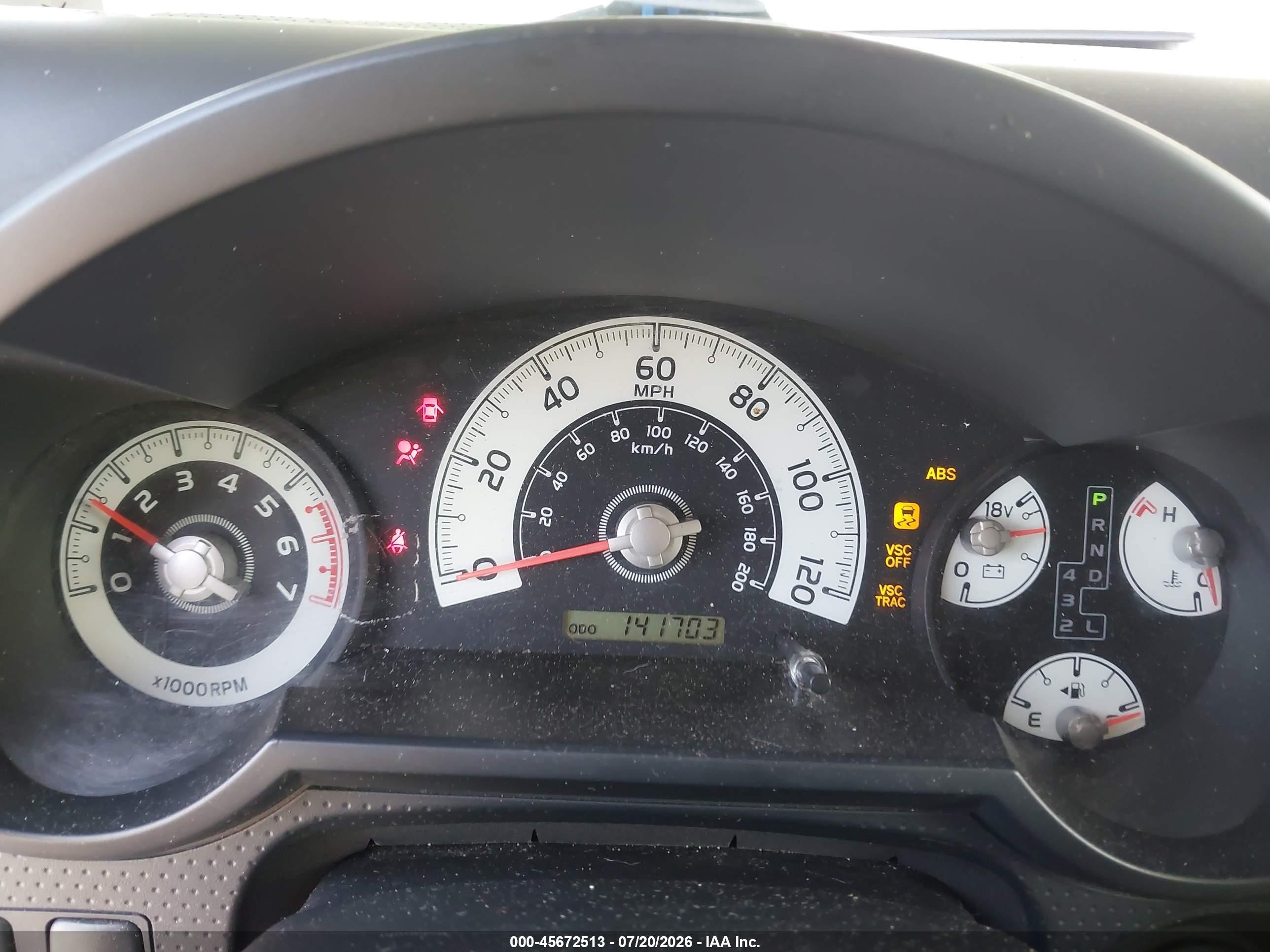 2008 Toyota Fj Cruiser   Silver vin: JTEBU11F18K053016