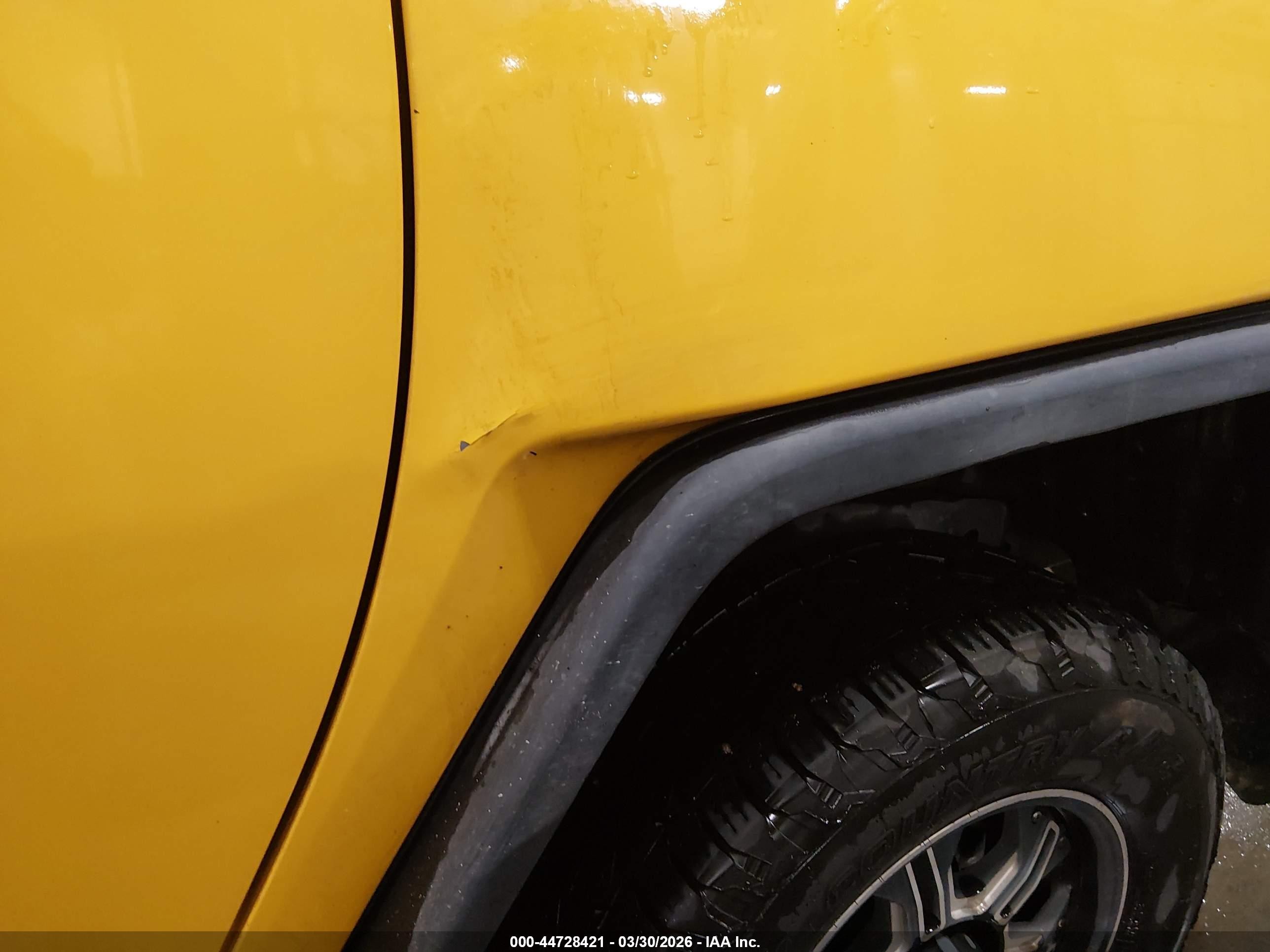 2007 Toyota Fj Cruiser   Yellow vin: JTEBU11F270064908
