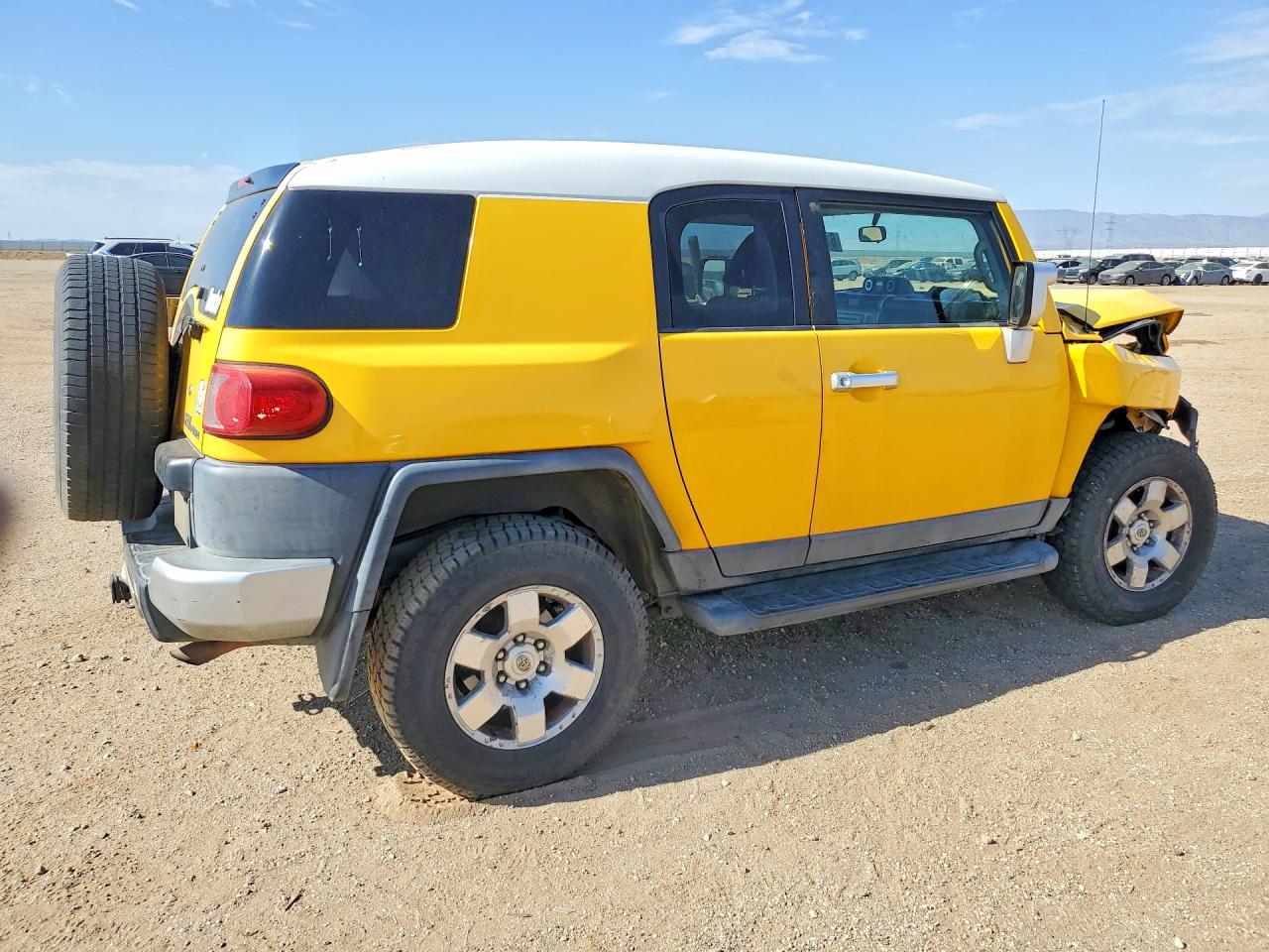 2007 Toyota Fj Cruiser Yellow vin: JTEBU11F270069753
