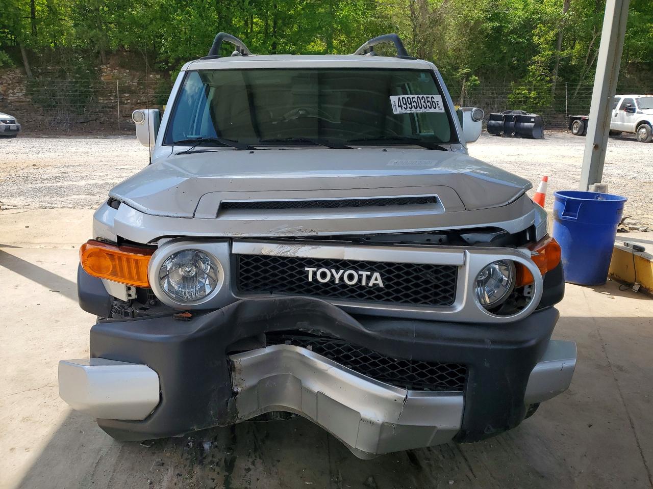2007 Toyota Fj Cruiser Base Серебряный vin: JTEBU11F270073950