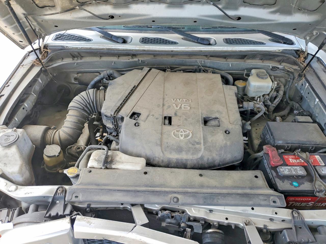 2007 Toyota Fj Cruiser Base Серебряный vin: JTEBU11F270073950