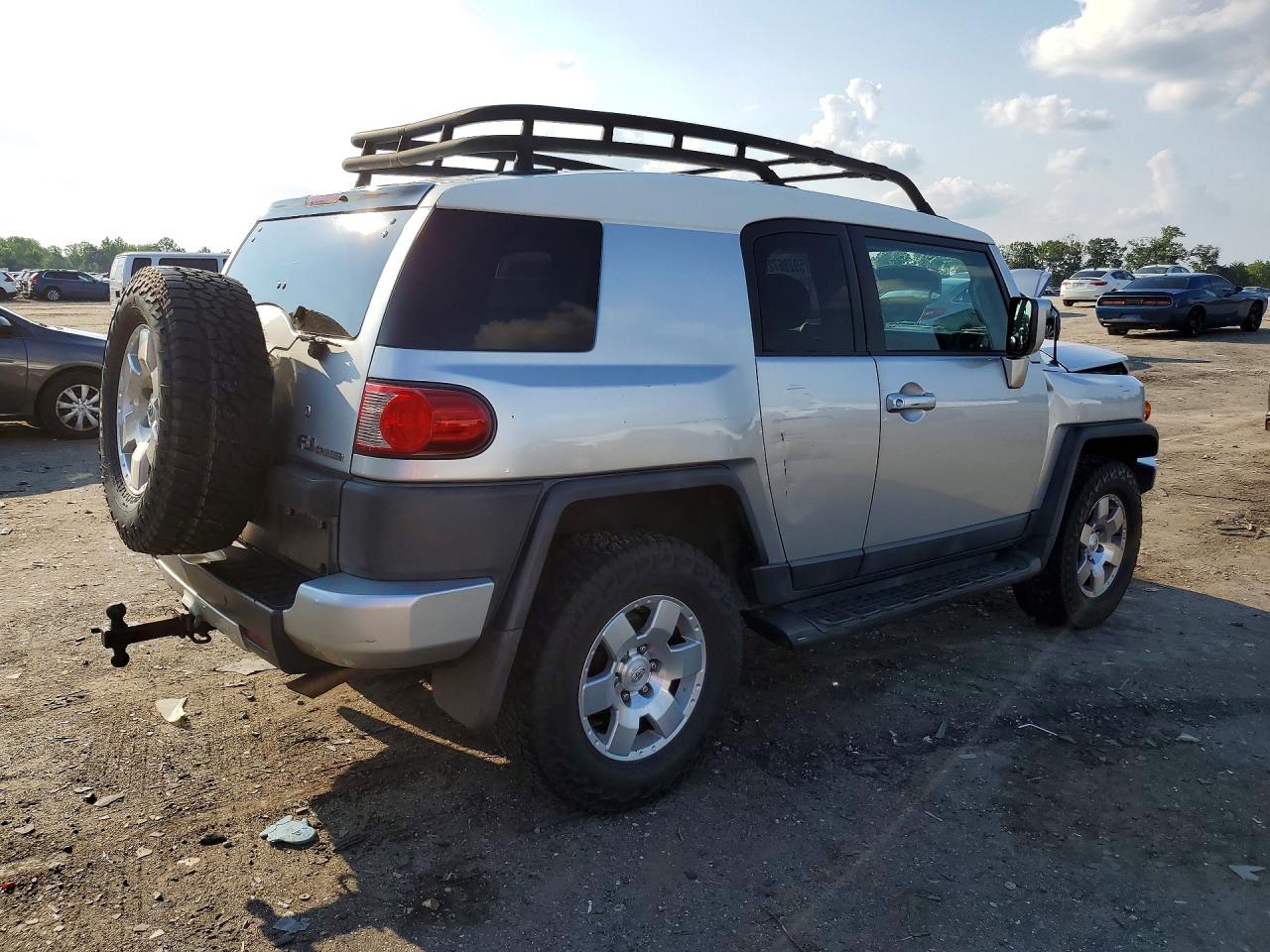 2008 Toyota Fj Cruiser Base Silver vin: JTEBU11F280106480