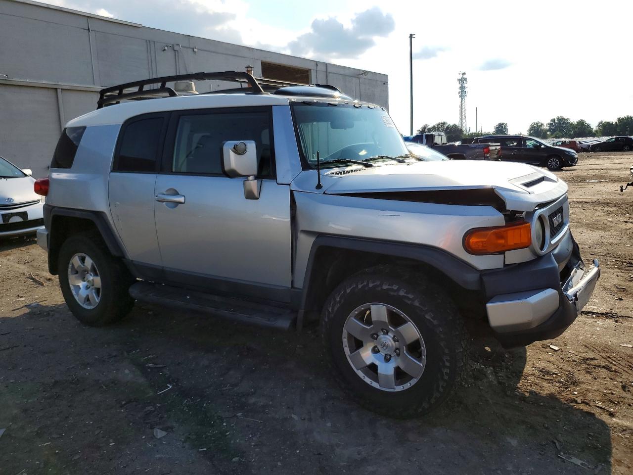 2008 Toyota Fj Cruiser Base Silver vin: JTEBU11F280106480