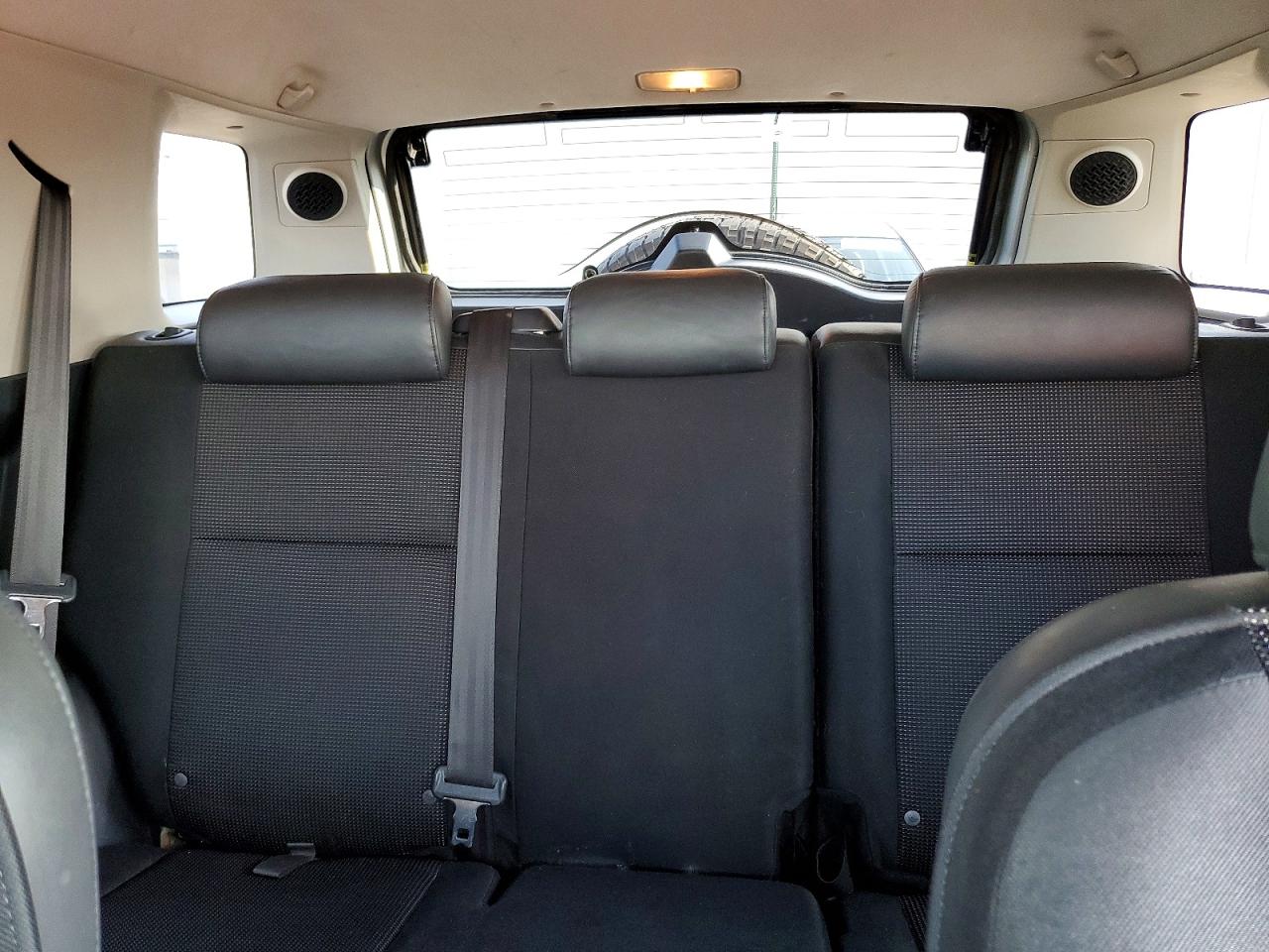 2008 Toyota Fj Cruiser Base Silver vin: JTEBU11F280106480