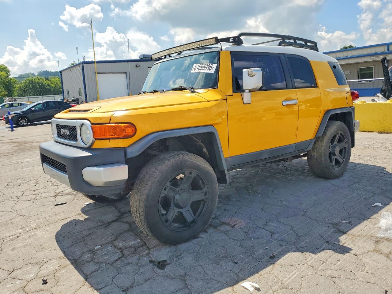 2007 Toyota Fj Cruiser Base Yellow vin: JTEBU11F370019556