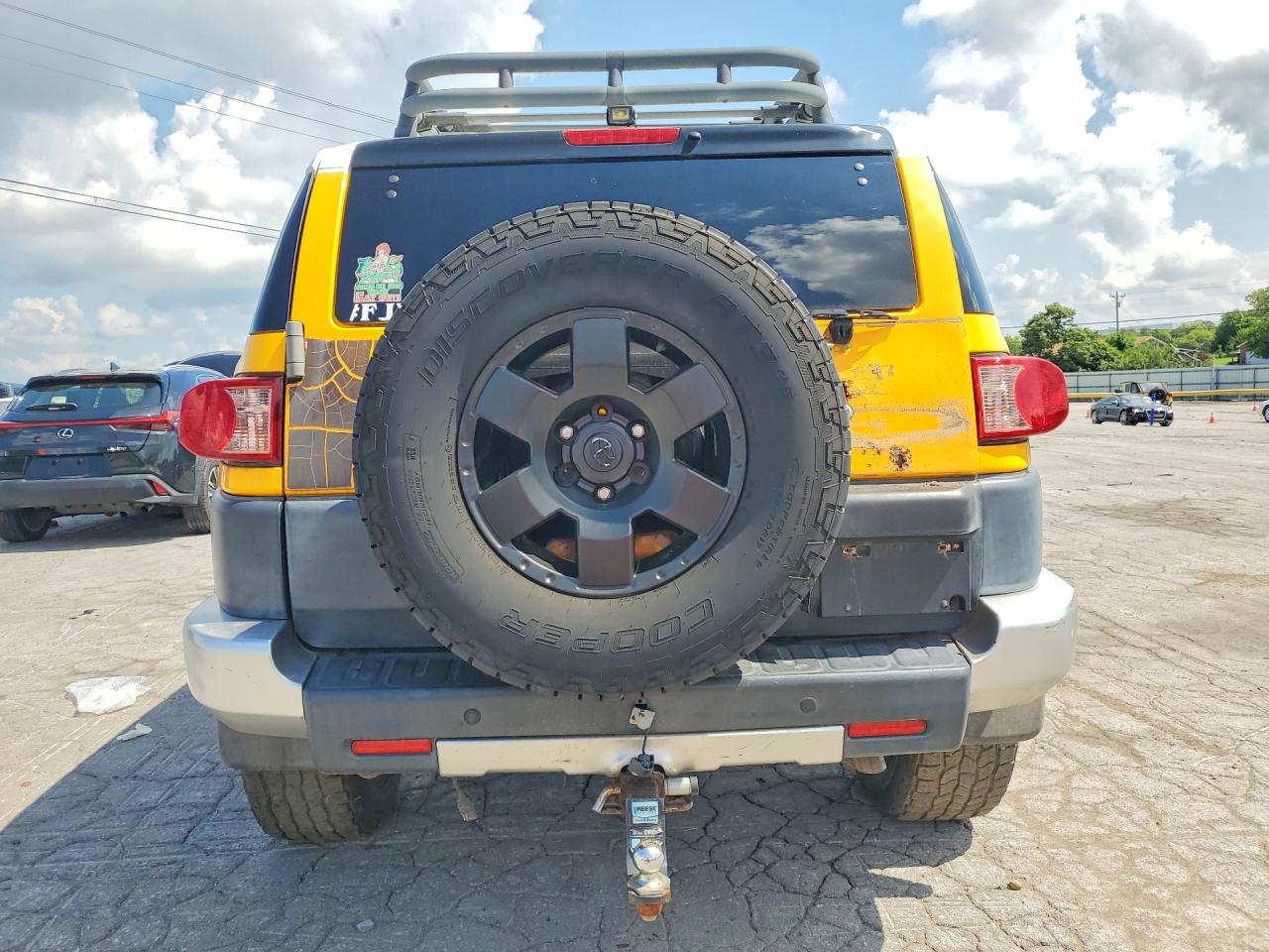 2007 Toyota Fj Cruiser Base Yellow vin: JTEBU11F370019556