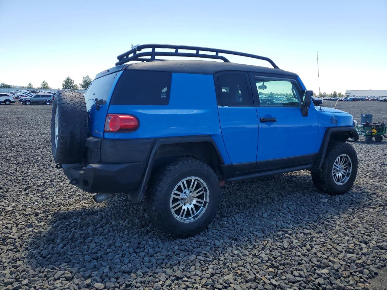 2007 Toyota Fj Cruiser Base Blue vin: JTEBU11F370021579