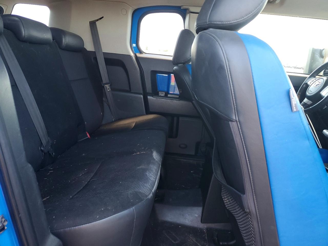 2007 Toyota Fj Cruiser Base Blue vin: JTEBU11F370021579