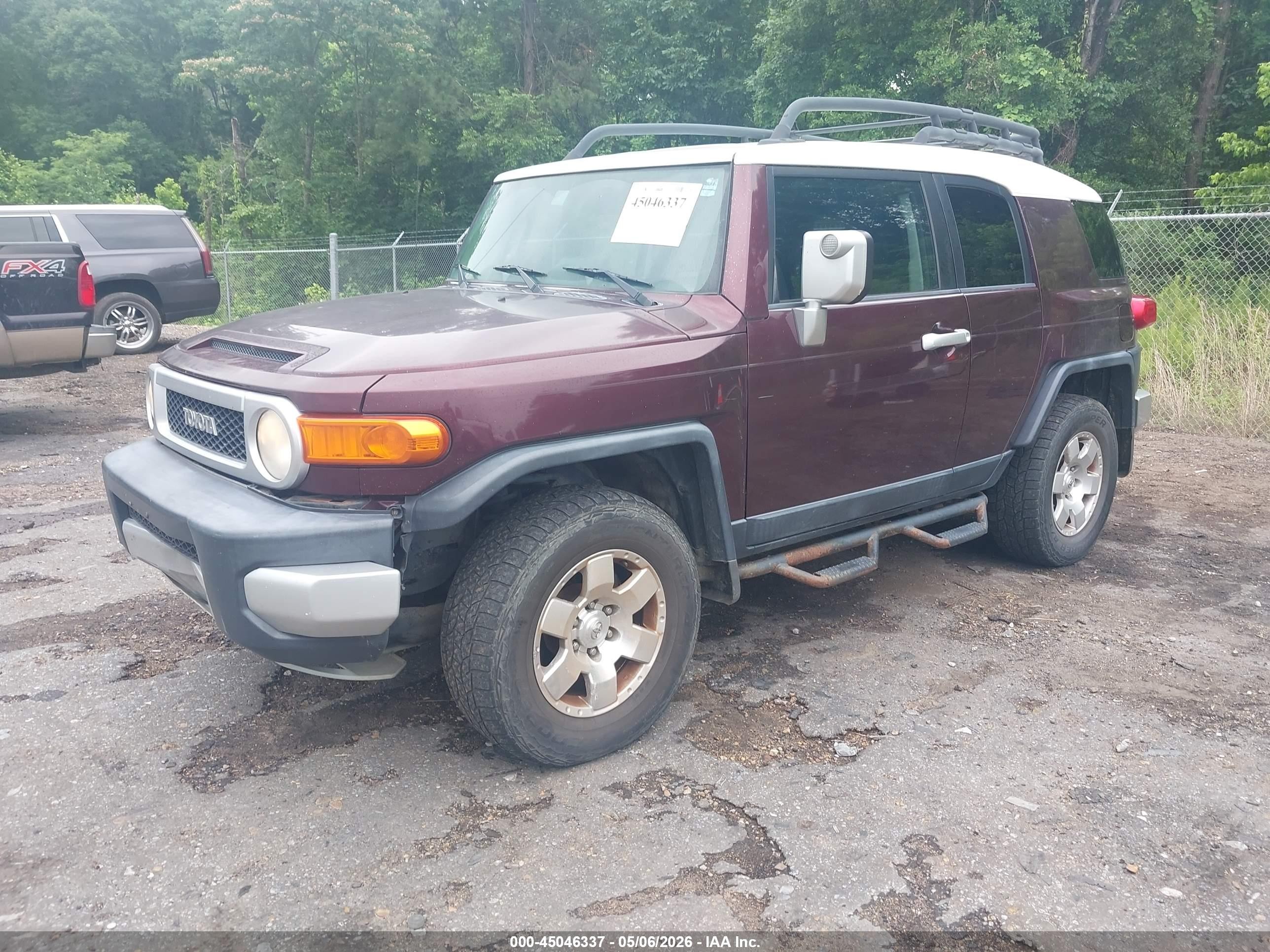 2007 Toyota Fj Cruiser   Темно-бордовый vin: JTEBU11F370062021