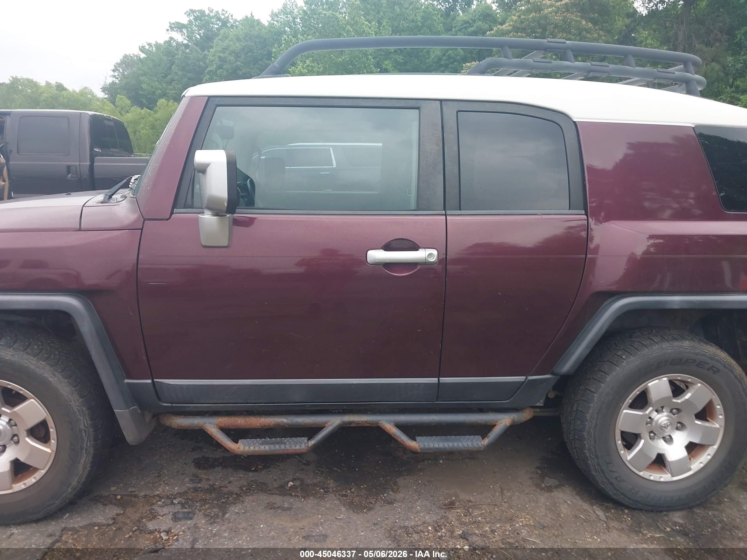 2007 Toyota Fj Cruiser   Темно-бордовый vin: JTEBU11F370062021
