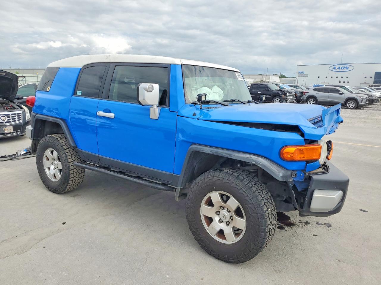 2007 Toyota Fj Cruiser Base Blue vin: JTEBU11F370074735