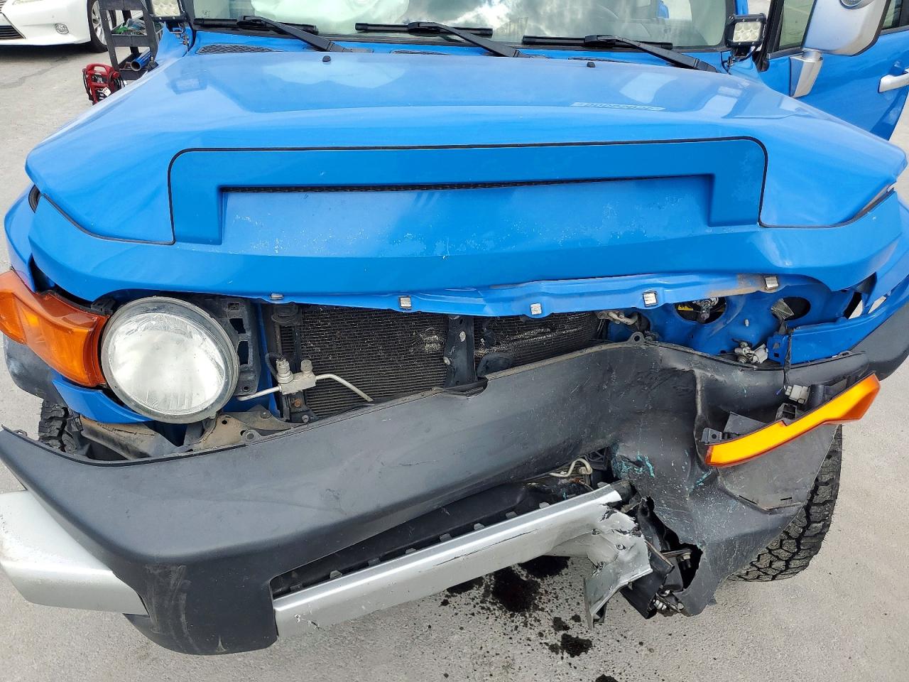 2007 Toyota Fj Cruiser Base Blue vin: JTEBU11F370074735
