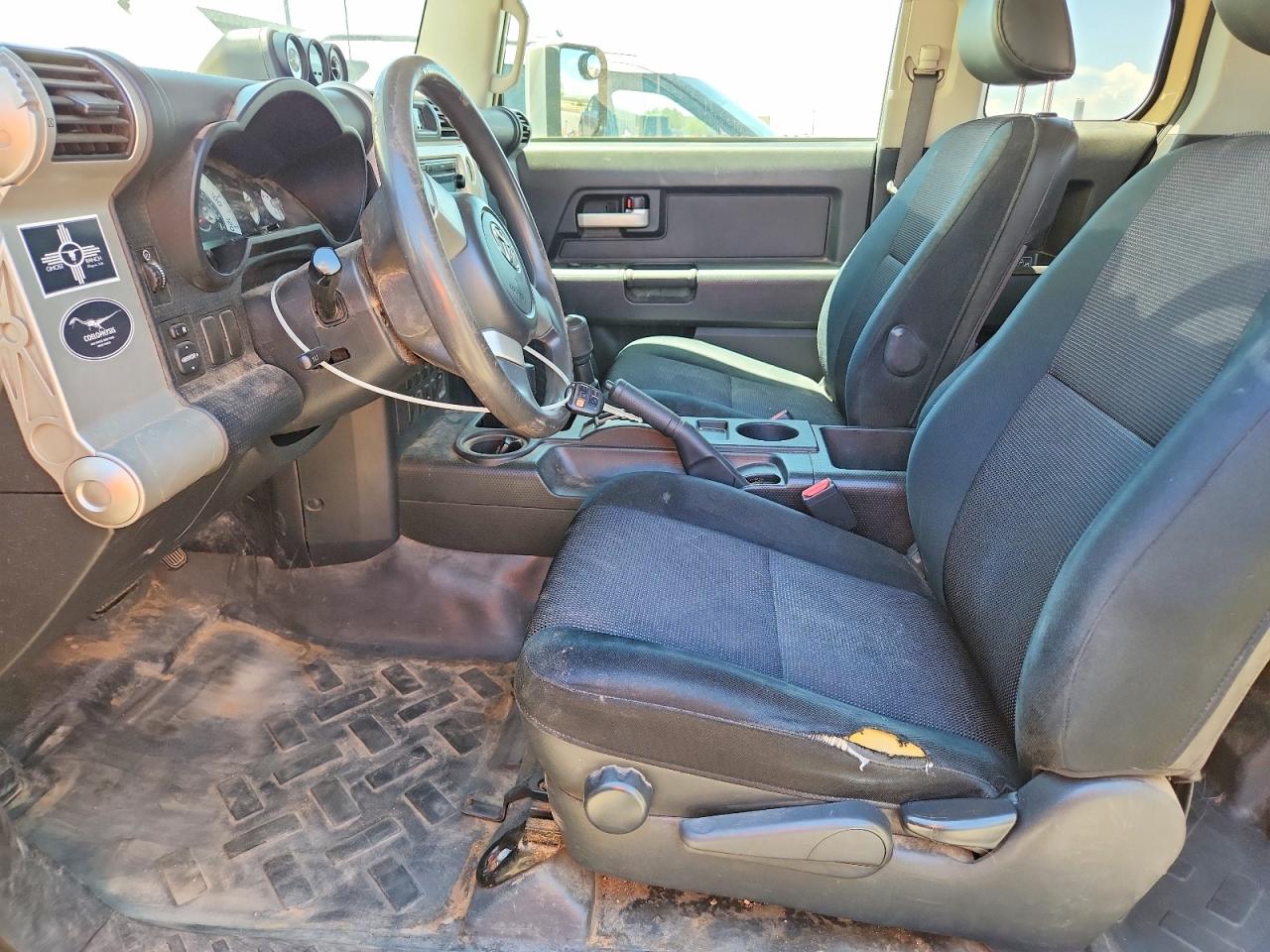 2008 Toyota Fj Cruiser Base Бежевый vin: JTEBU11F38K049680