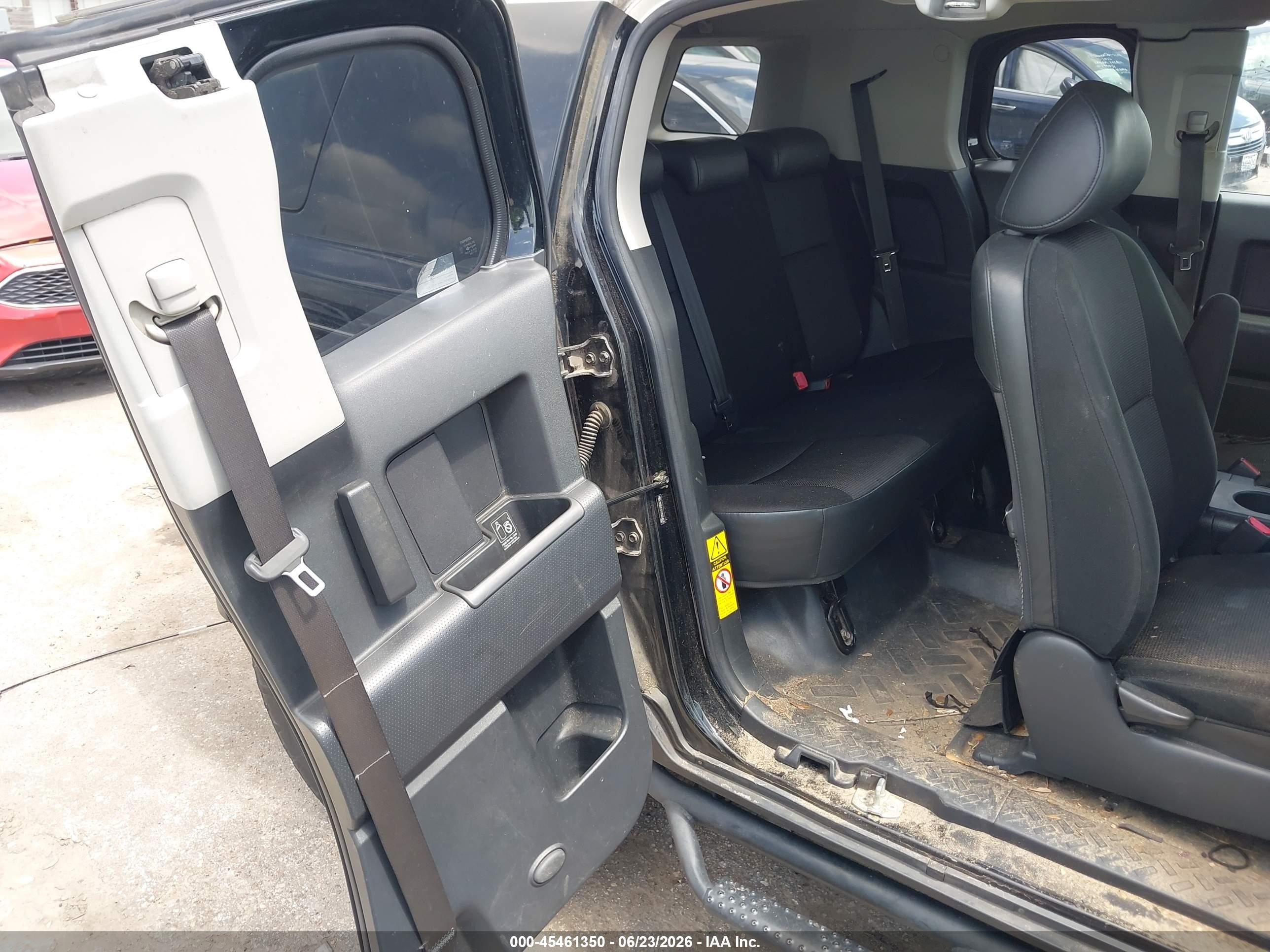 2007 Toyota Fj Cruiser   Черный vin: JTEBU11F470014575