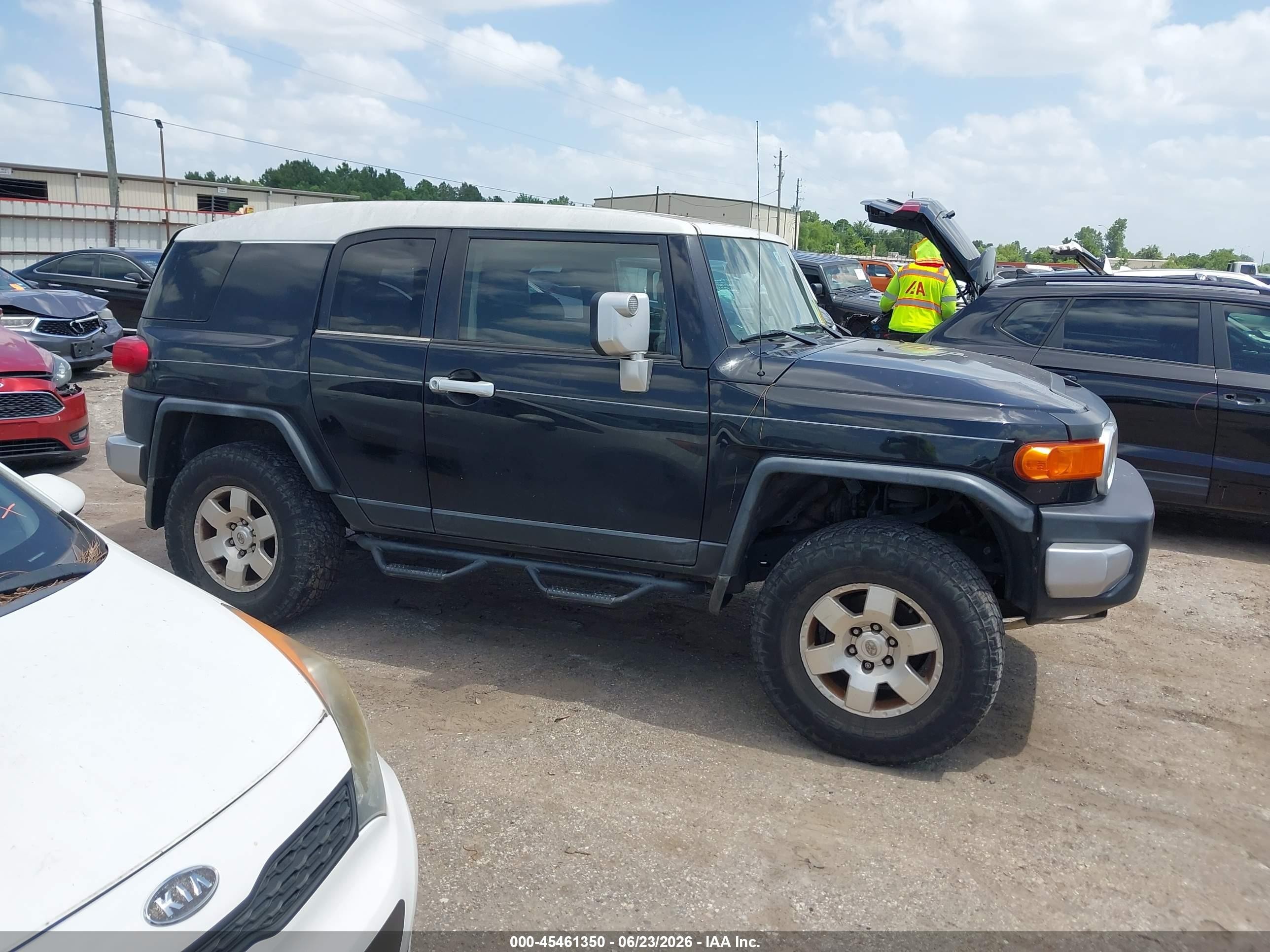 2007 Toyota Fj Cruiser   Черный vin: JTEBU11F470014575