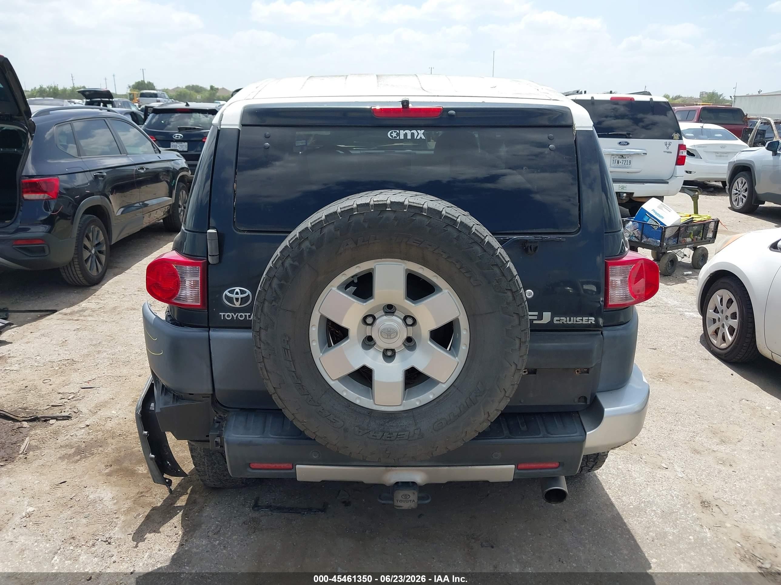 2007 Toyota Fj Cruiser   Черный vin: JTEBU11F470014575