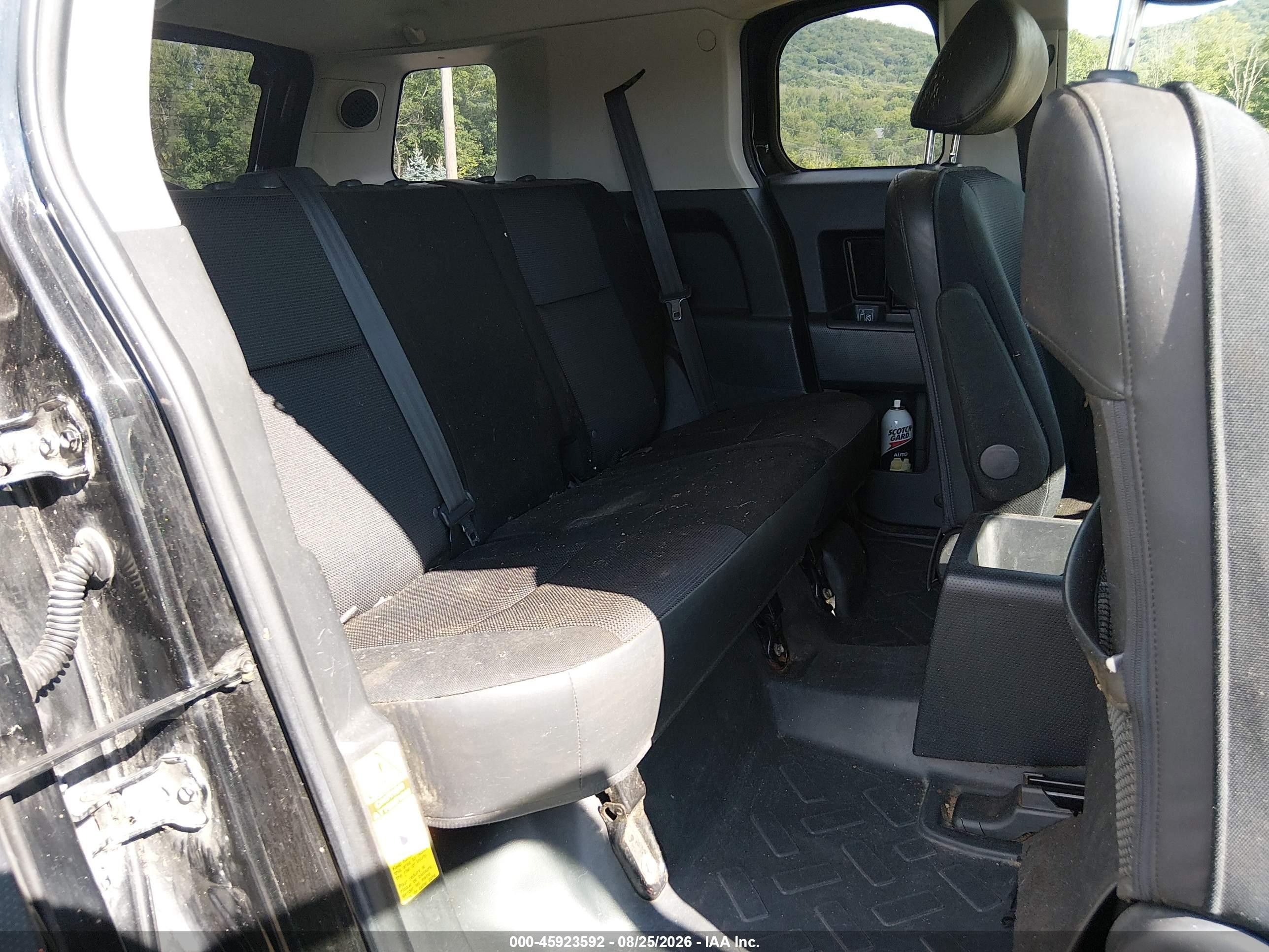 2007 Toyota Fj Cruiser   Black vin: JTEBU11F470024877