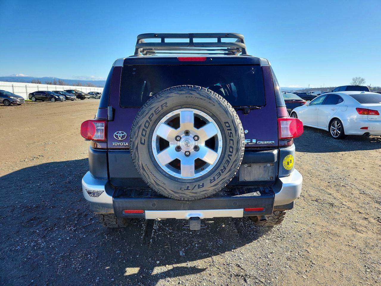 2007 Toyota Fj Cruiser Burgundy vin: JTEBU11F470089339