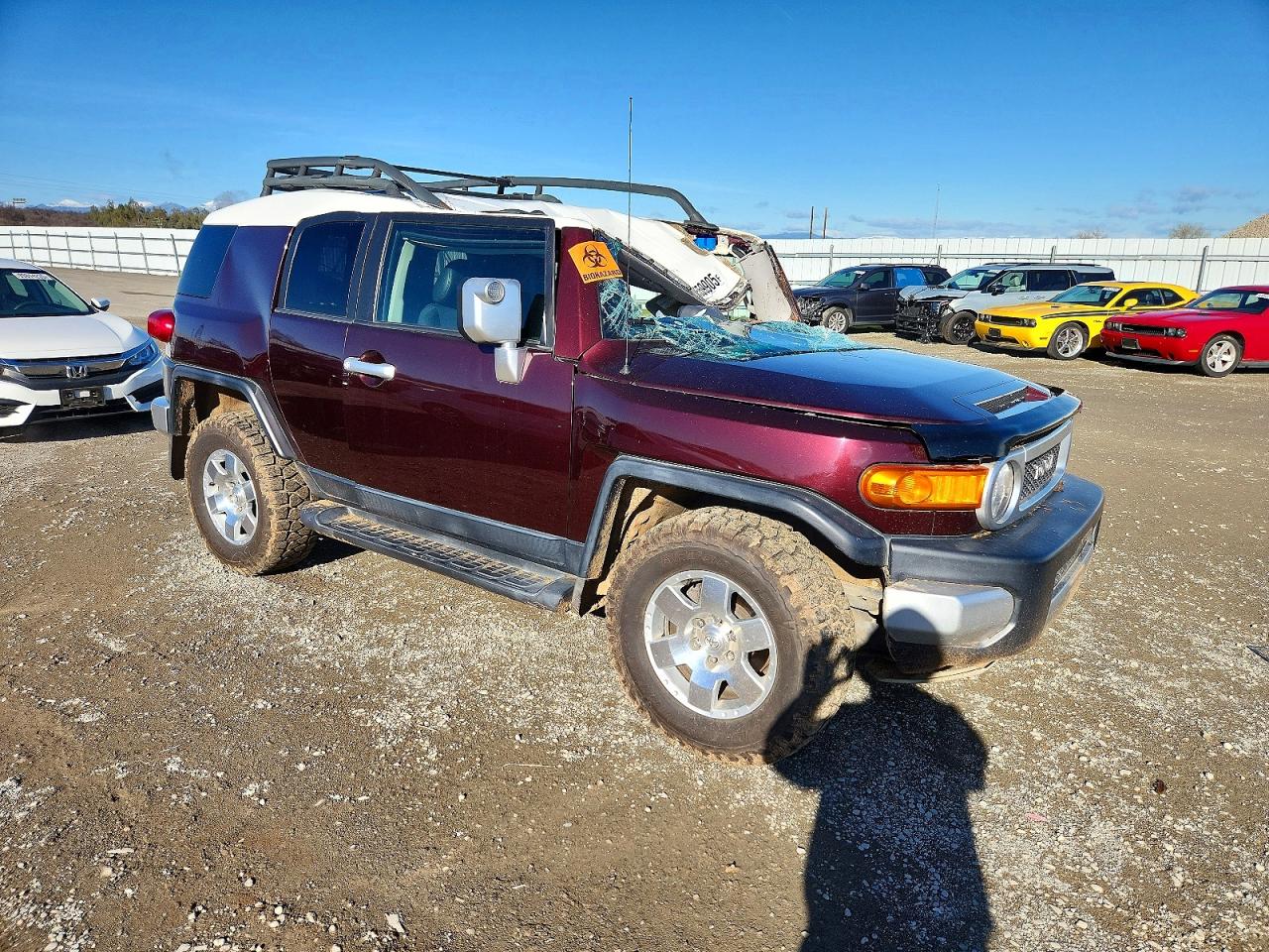 2007 Toyota Fj Cruiser Burgundy vin: JTEBU11F470089339
