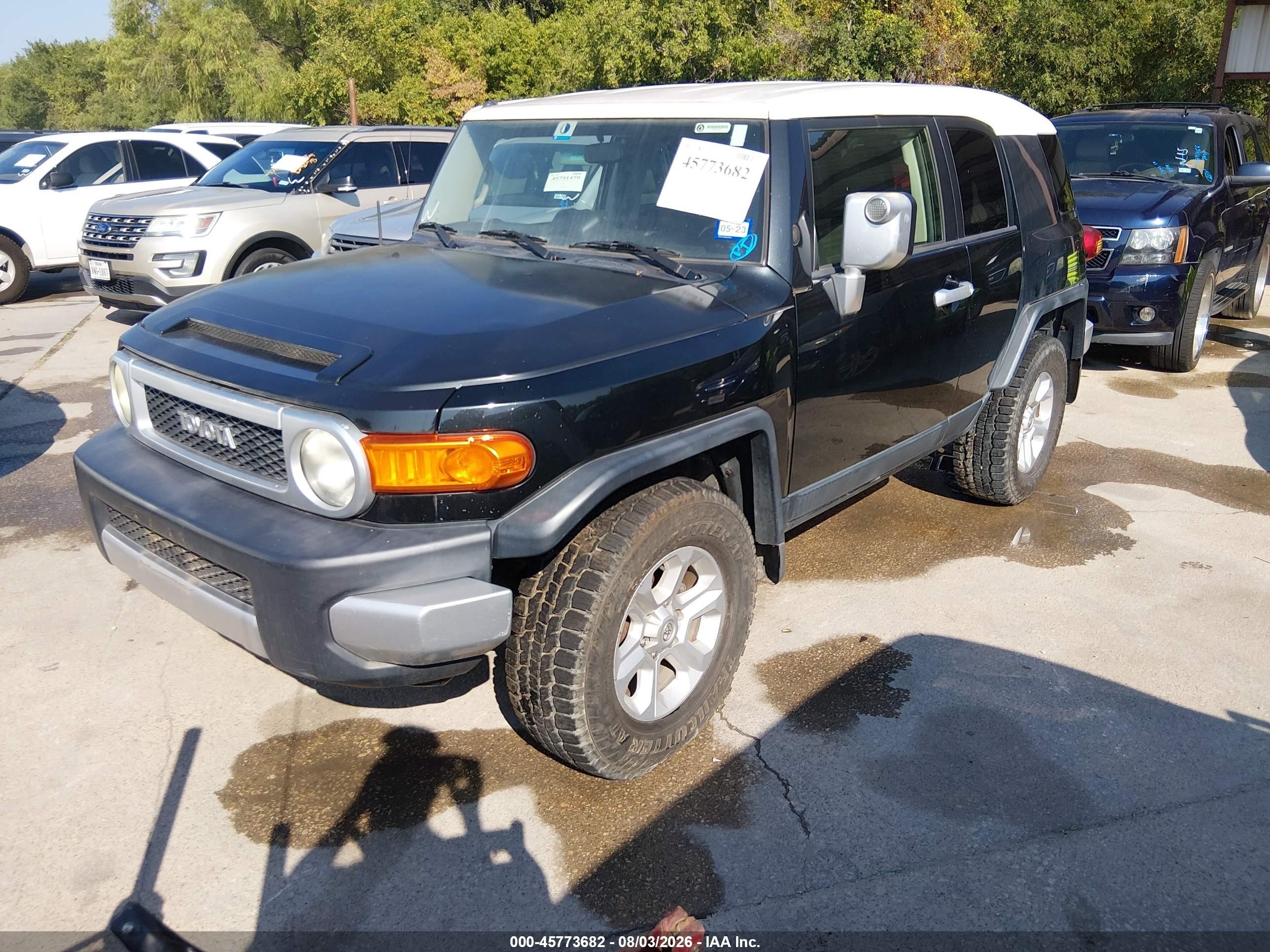 2007 Toyota Fj Cruiser   Black vin: JTEBU11F470098316