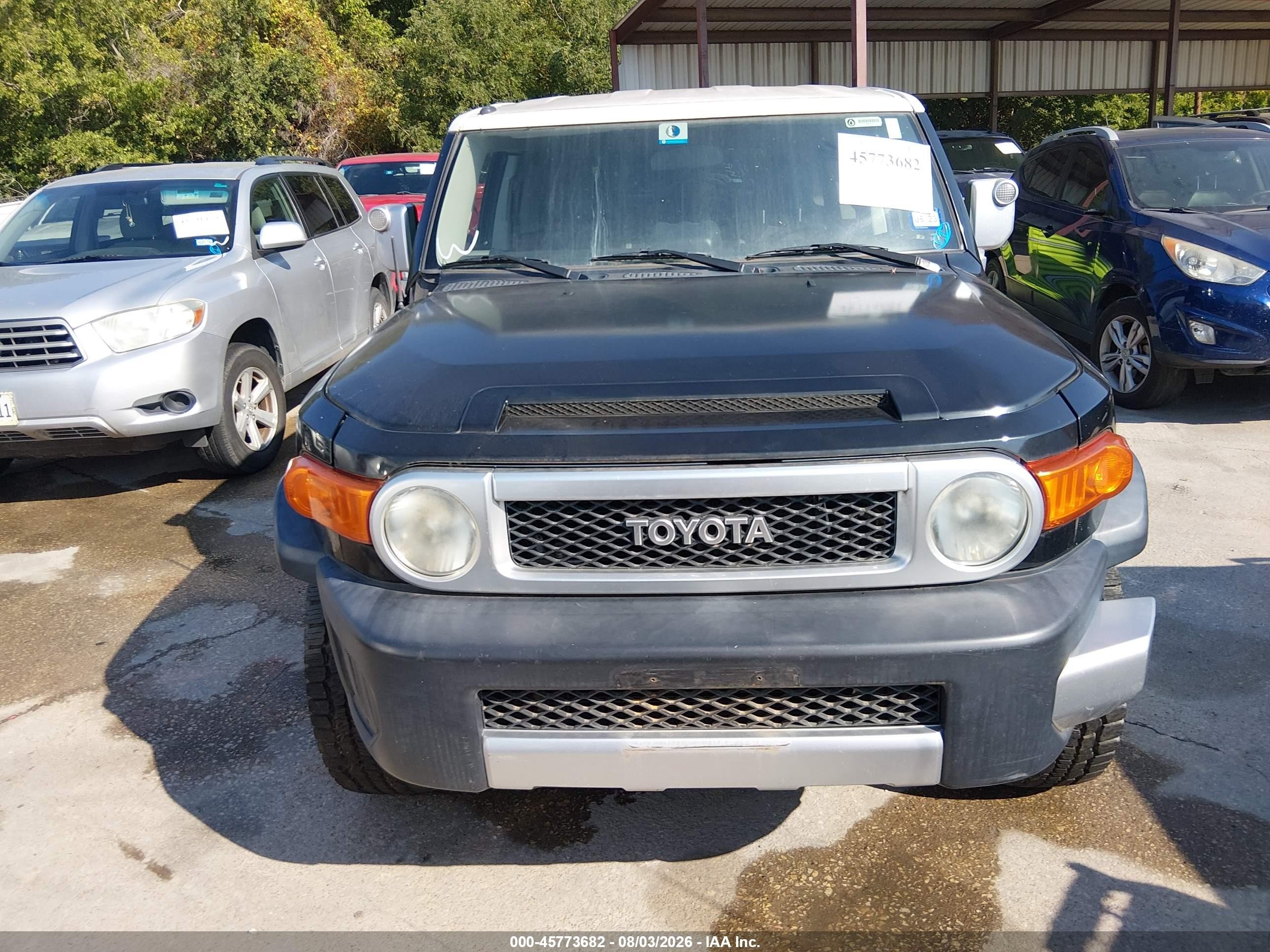 2007 Toyota Fj Cruiser   Black vin: JTEBU11F470098316