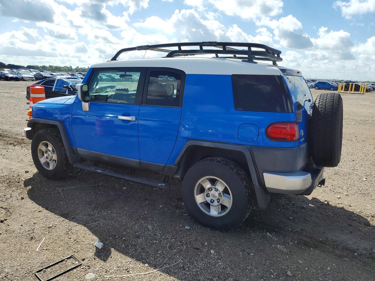 2008 Toyota Fj Cruiser Base Blue vin: JTEBU11F480105136