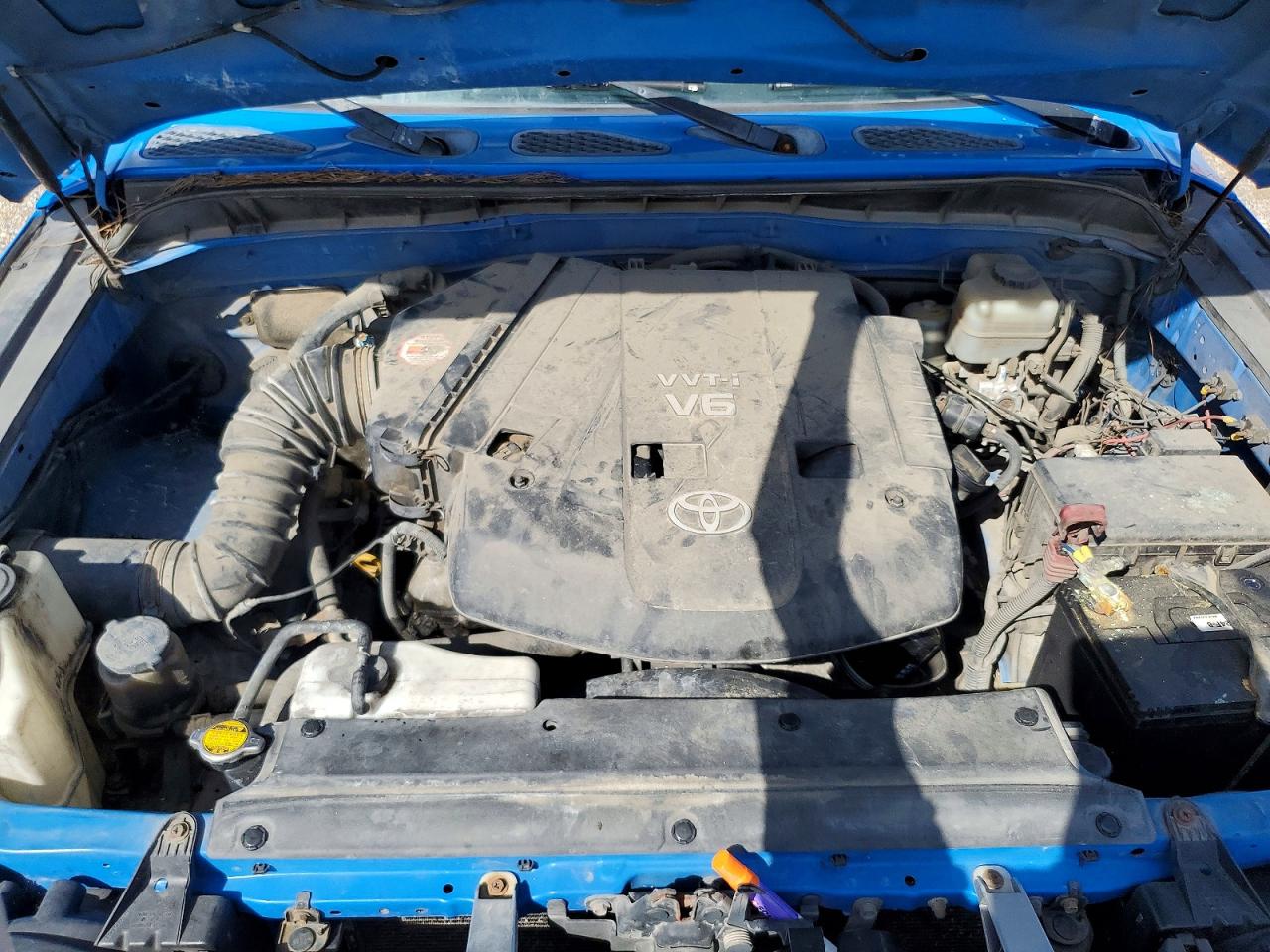 2008 Toyota Fj Cruiser Base Blue vin: JTEBU11F480105136