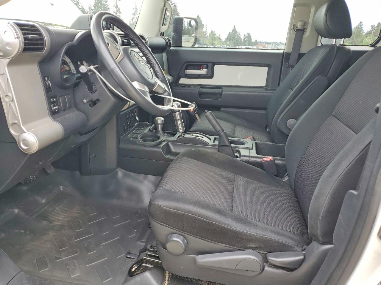 2008 Toyota Fj Cruiser Base Белый vin: JTEBU11F48K040275