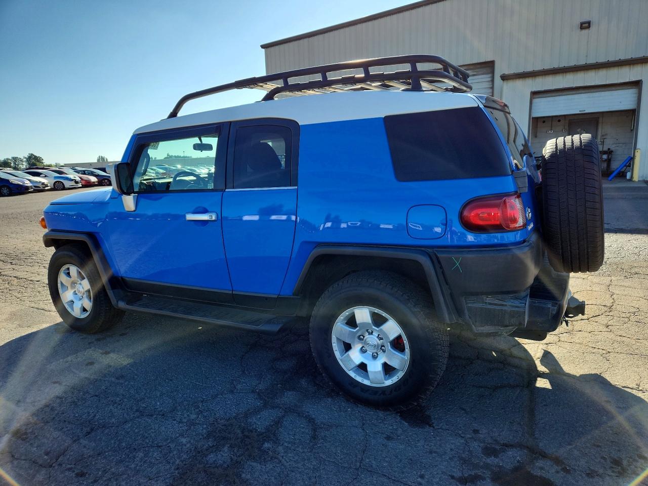 2007 Toyota Fj Cruiser Base Blue vin: JTEBU11F570017162