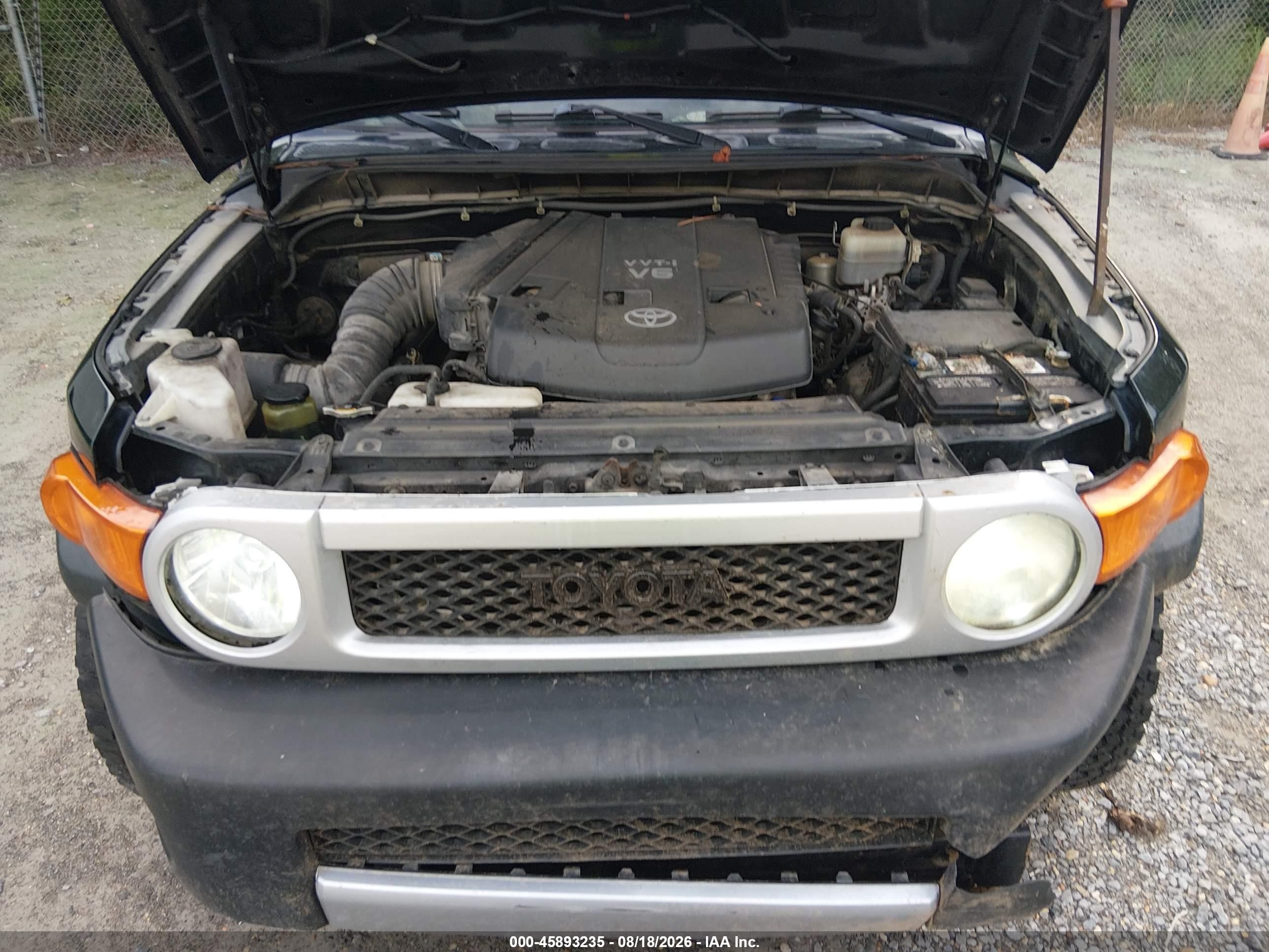 2007 Toyota Fj Cruiser   Black vin: JTEBU11F570055104