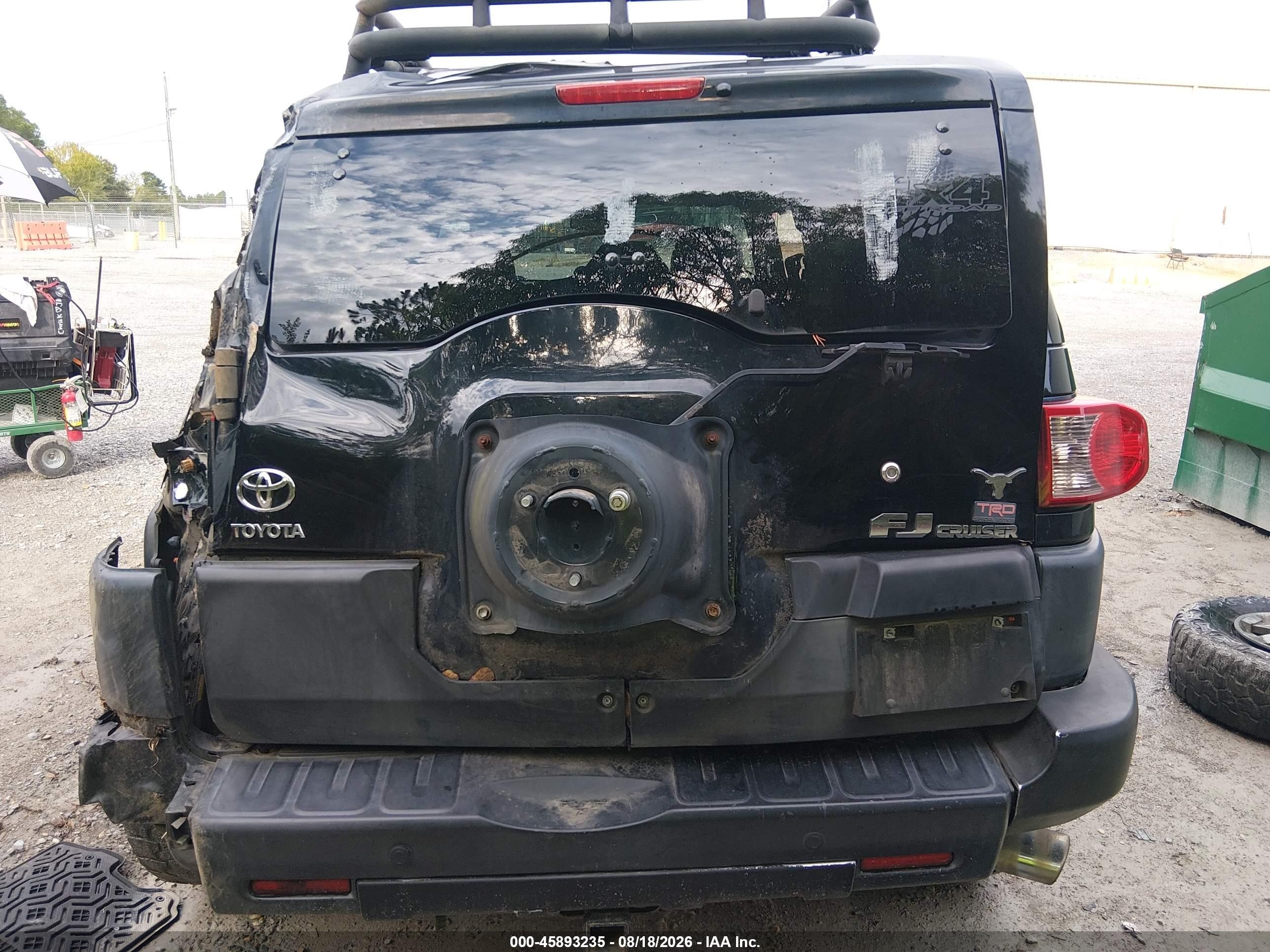 2007 Toyota Fj Cruiser   Black vin: JTEBU11F570055104