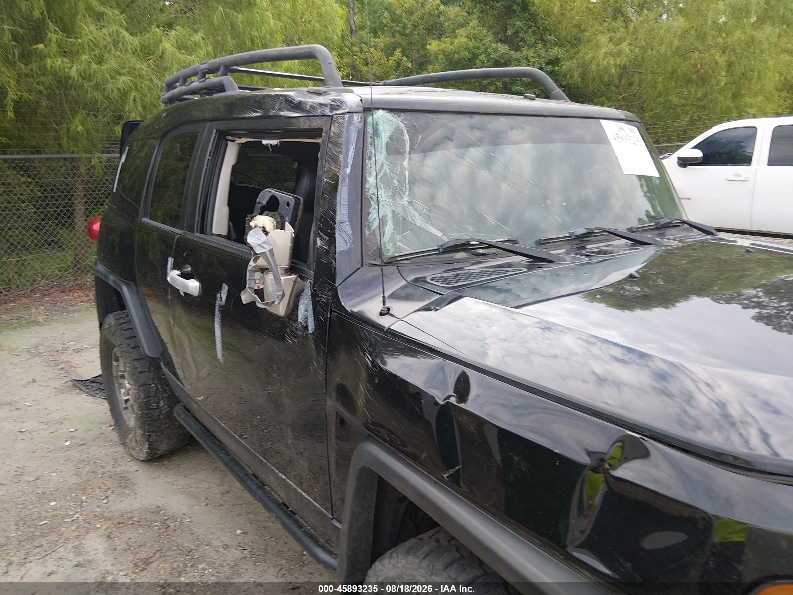 2007 Toyota Fj Cruiser   Black vin: JTEBU11F570055104