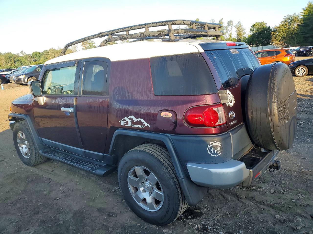2007 Toyota Fj Cruiser Base Maroon vin: JTEBU11F570061209