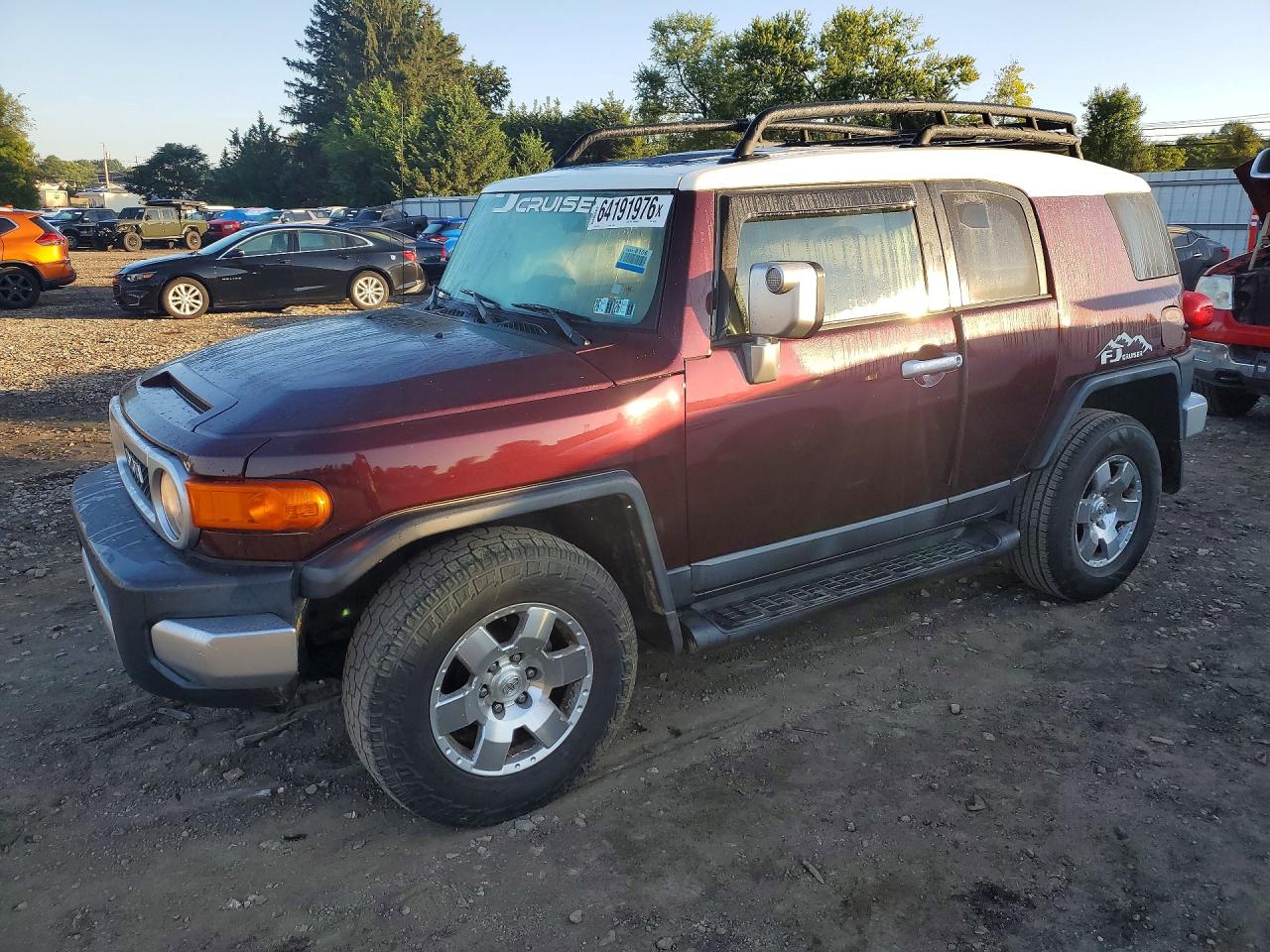2007 Toyota Fj Cruiser Base Maroon vin: JTEBU11F570061209