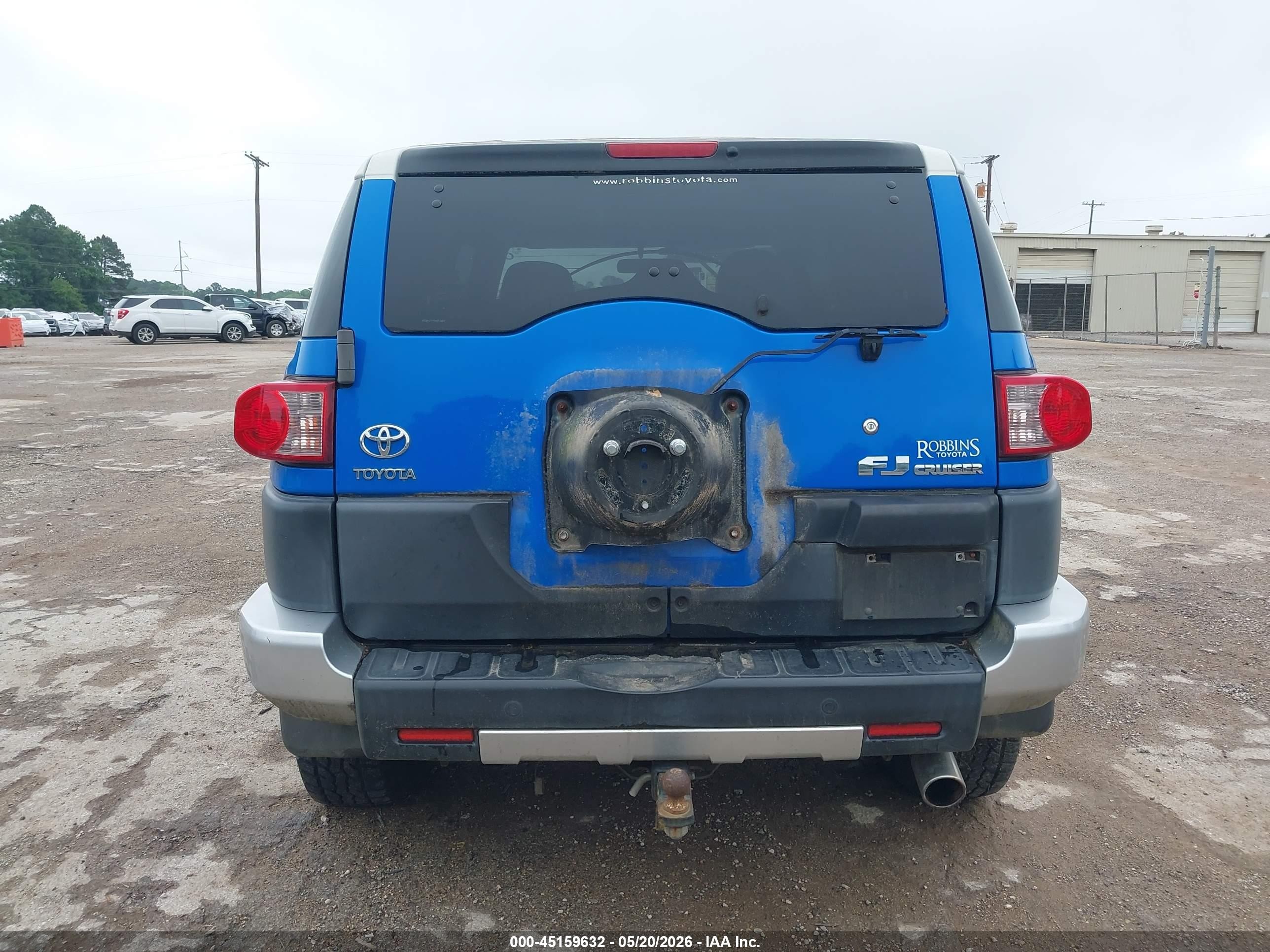 2007 Toyota Fj Cruiser   Blue vin: JTEBU11F570076664