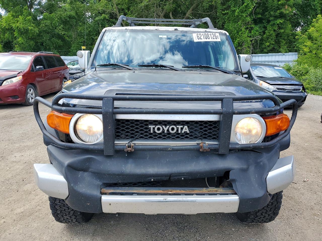 2007 Toyota Fj Cruiser Base Черный vin: JTEBU11F570091732