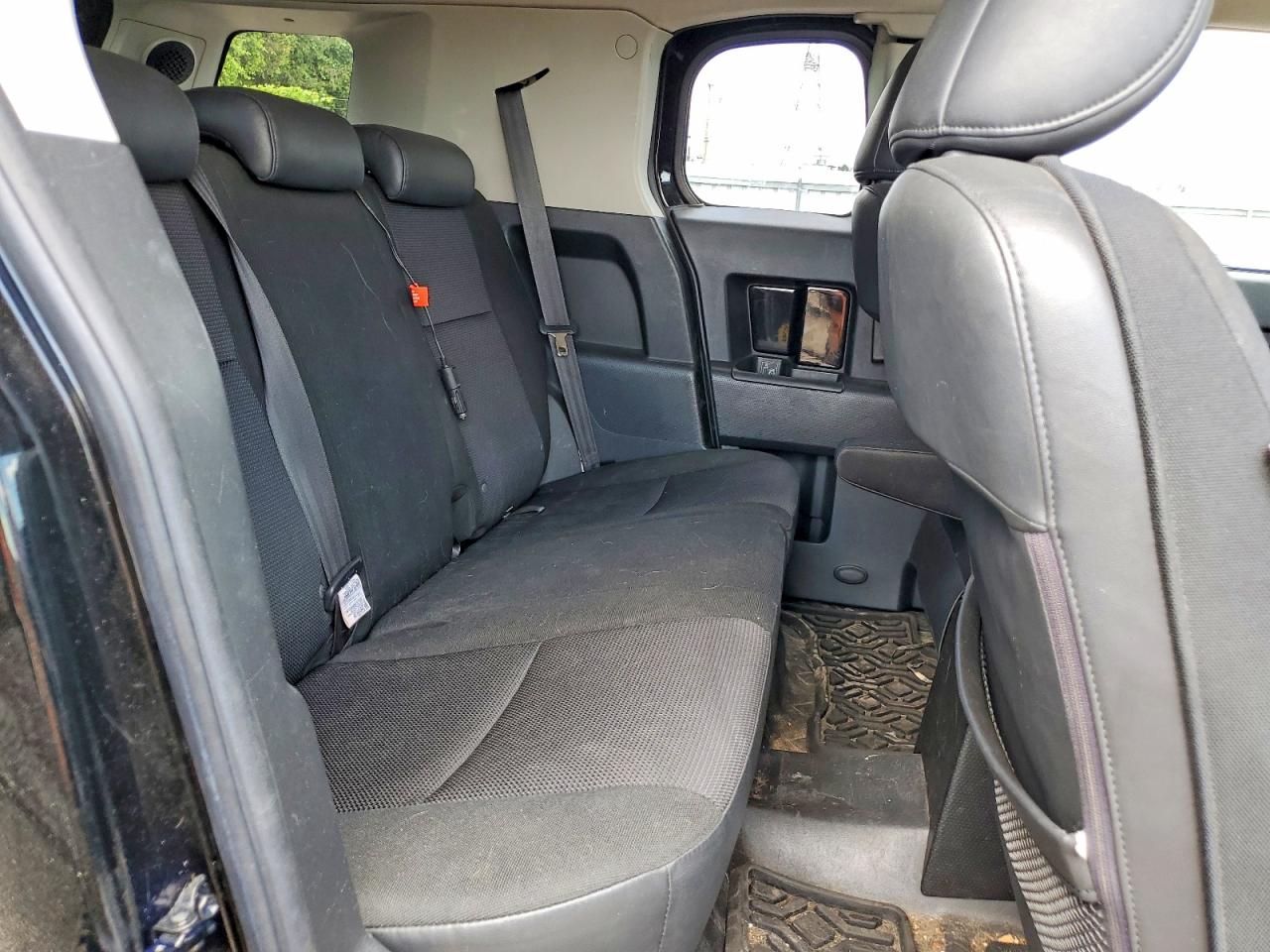 2007 Toyota Fj Cruiser Base Черный vin: JTEBU11F570091732