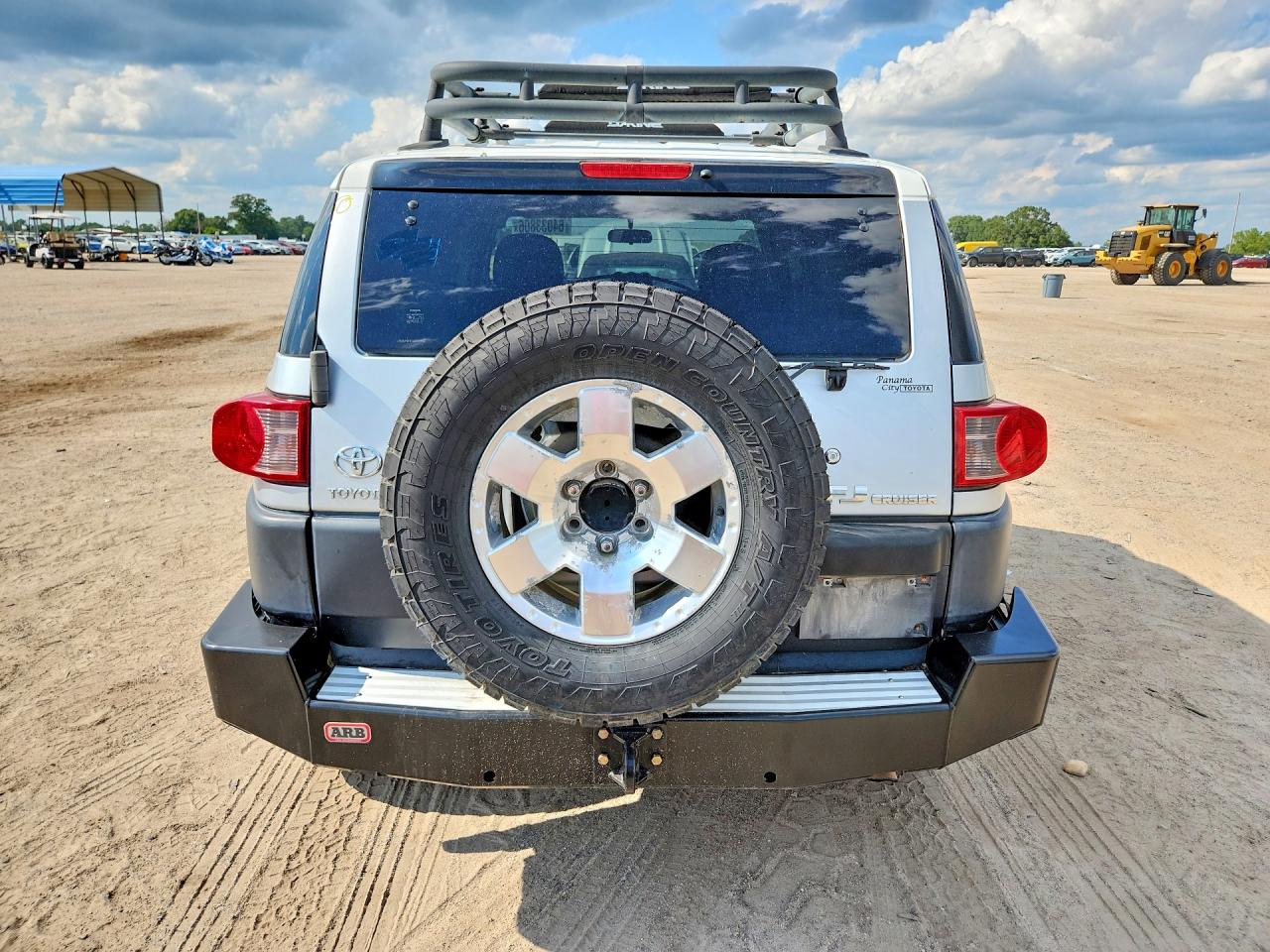 2007 Toyota Fj Cruiser Base Silver vin: JTEBU11F570092895