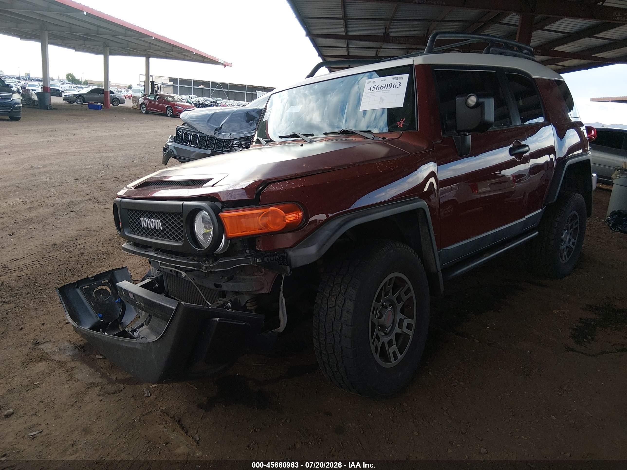 2008 Toyota Fj Cruiser   Maroon vin: JTEBU11F58K022853