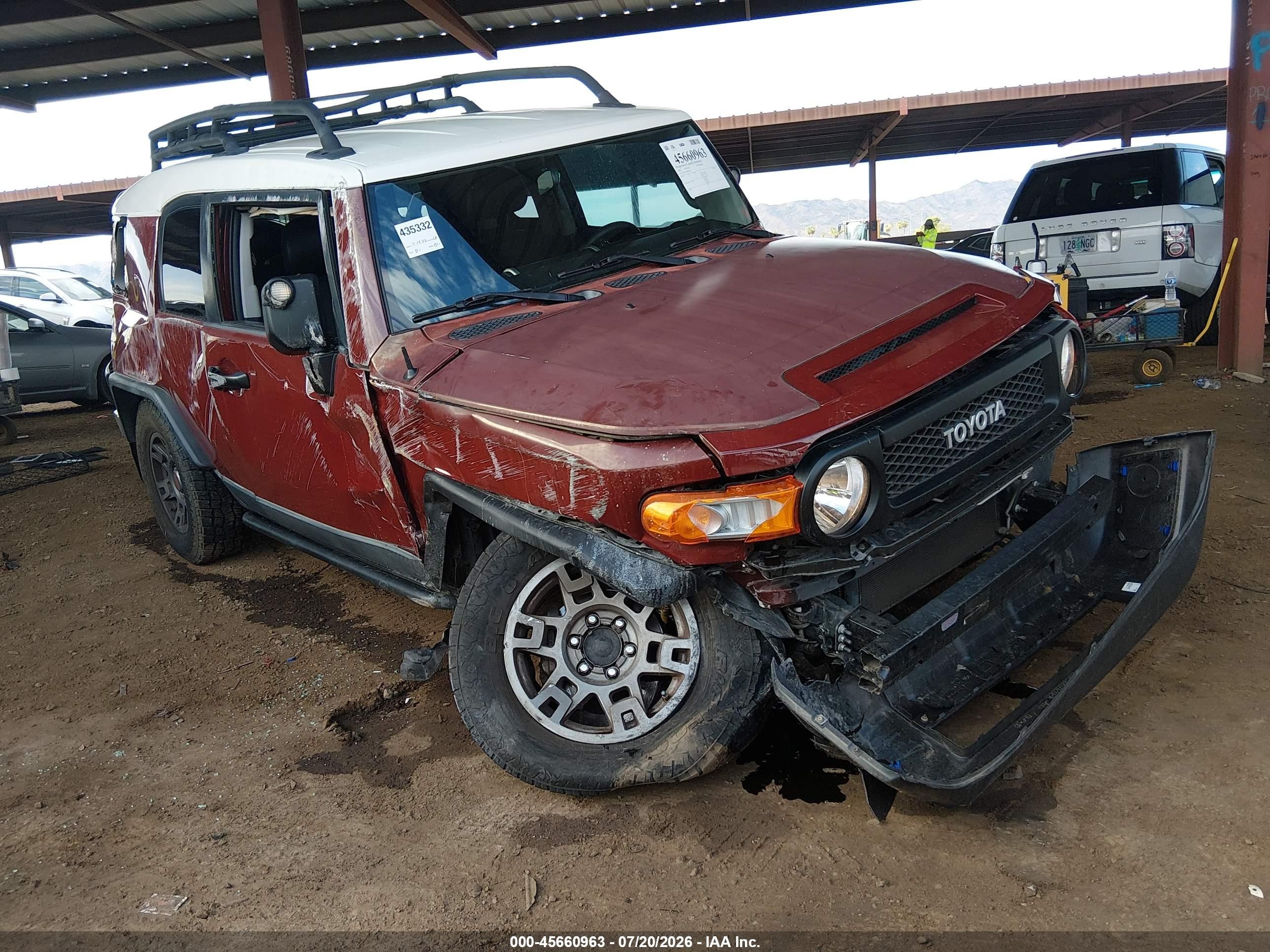 2008 Toyota Fj Cruiser   Maroon vin: JTEBU11F58K022853