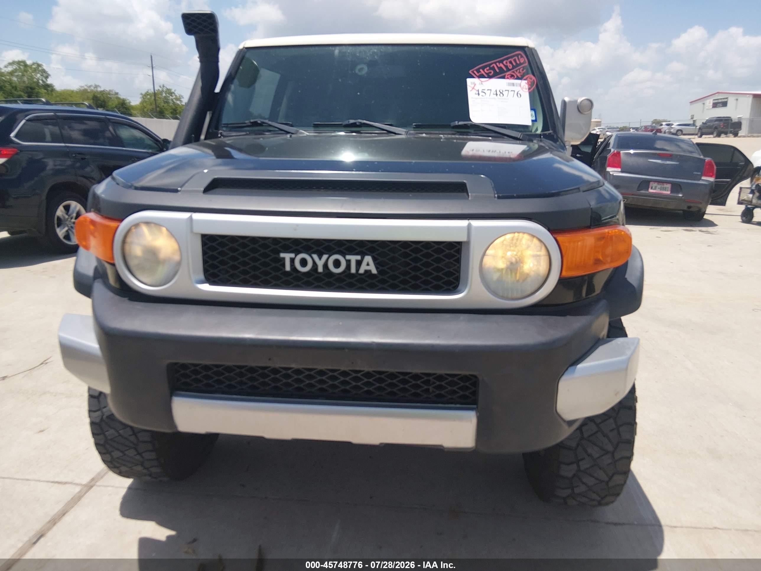 2007 Toyota Fj Cruiser   Black vin: JTEBU11F670016277