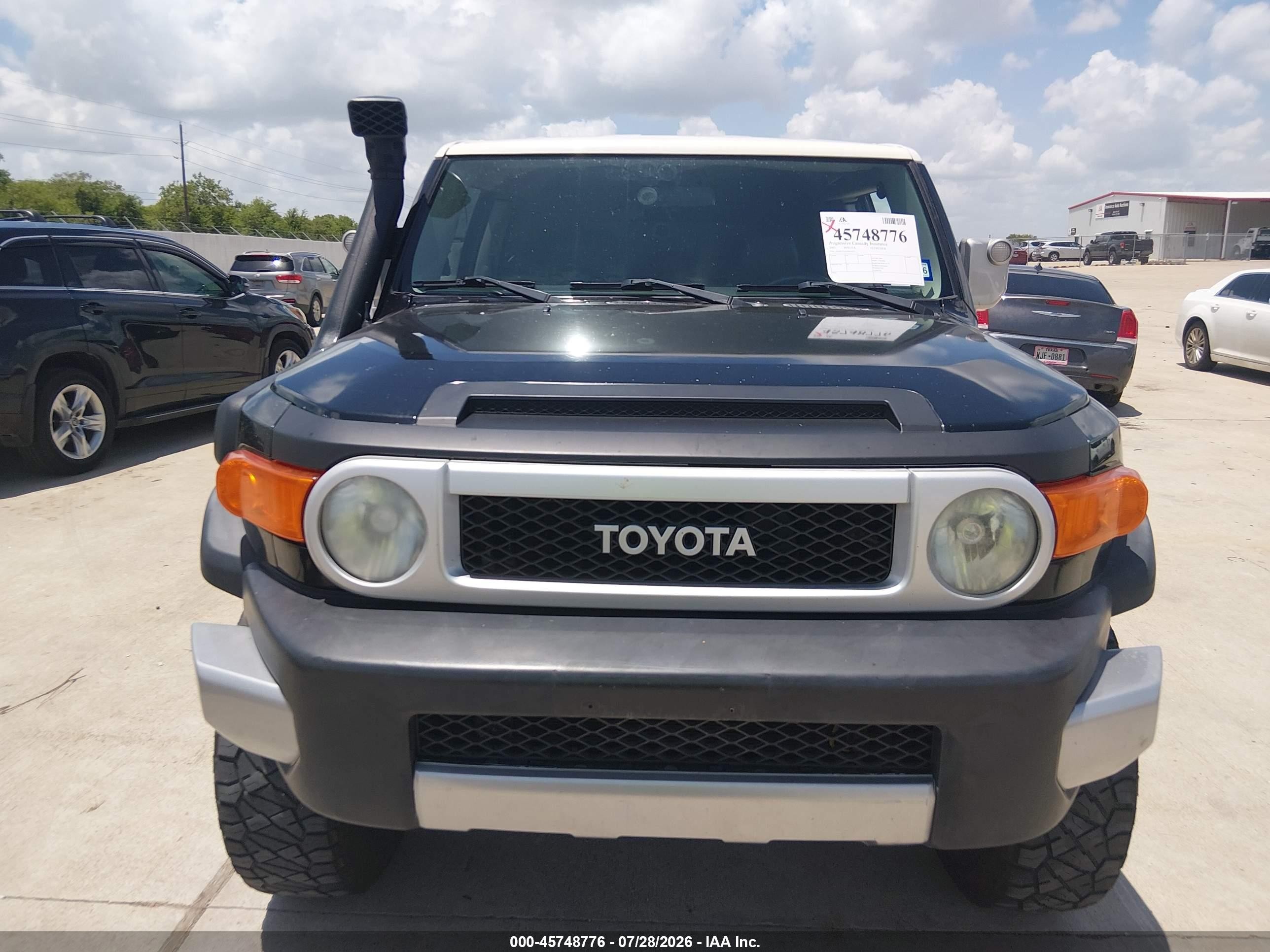 2007 Toyota Fj Cruiser   Black vin: JTEBU11F670016277