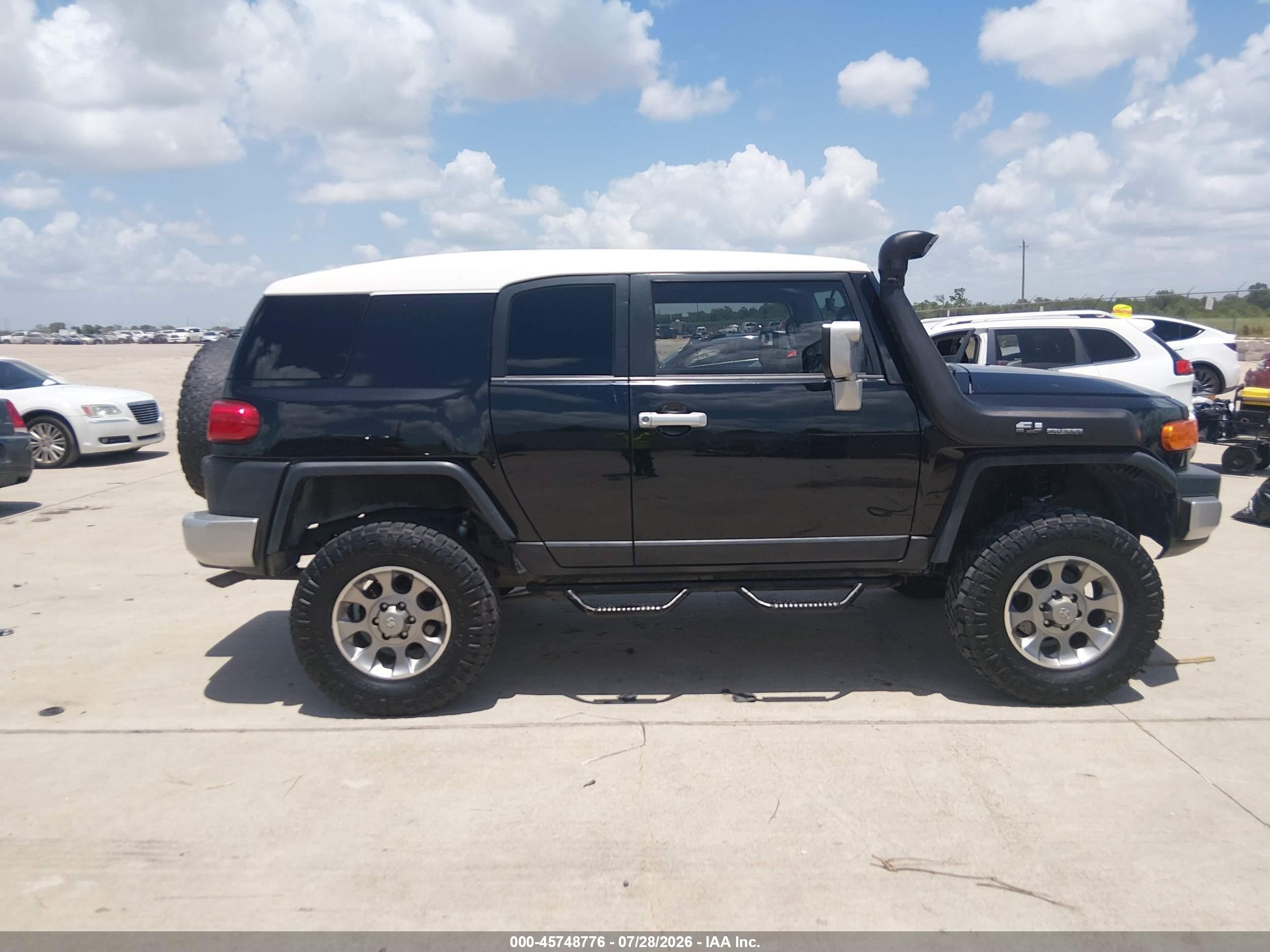 2007 Toyota Fj Cruiser   Black vin: JTEBU11F670016277