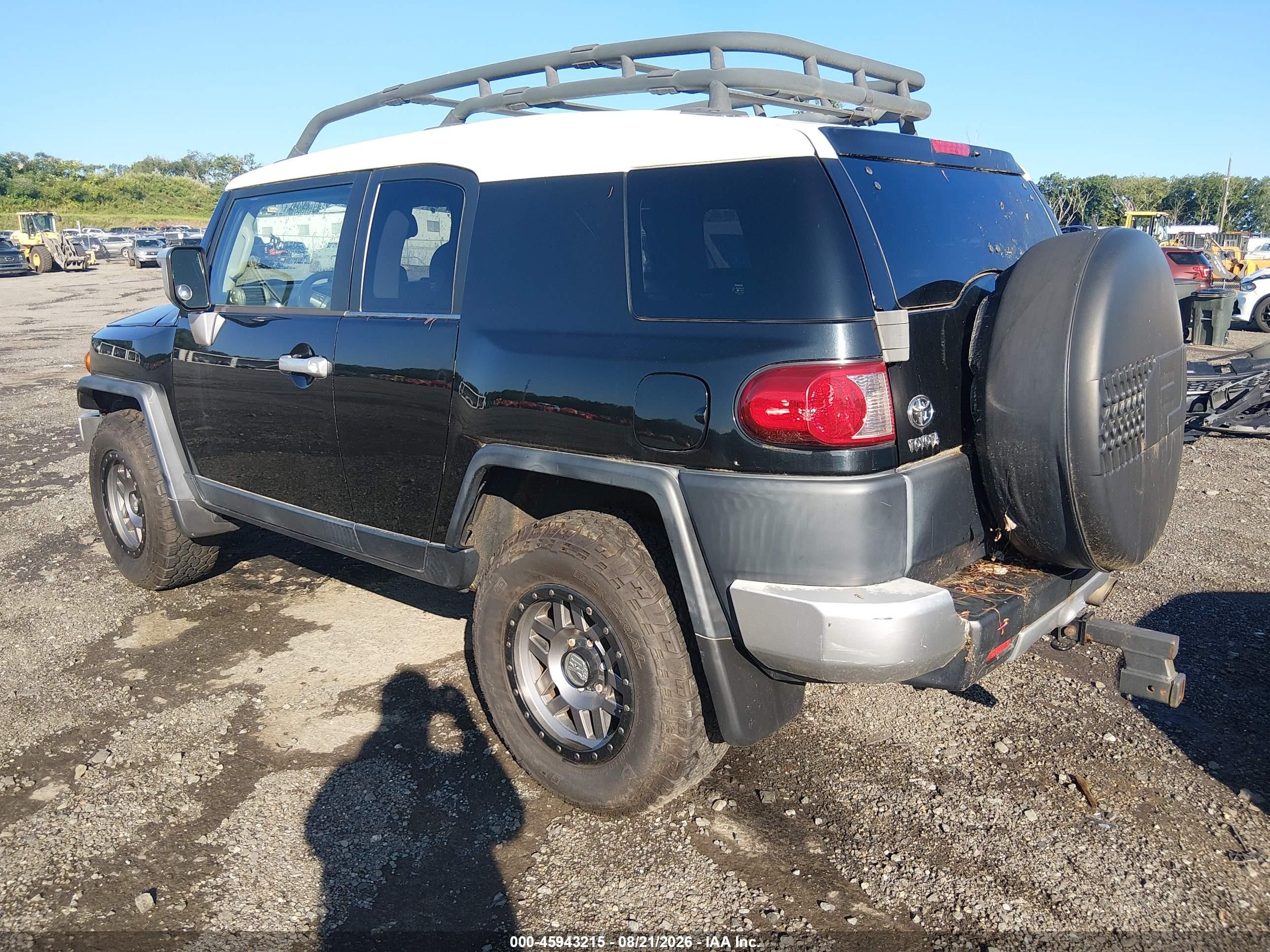2007 Toyota Fj Cruiser   Black vin: JTEBU11F670020264
