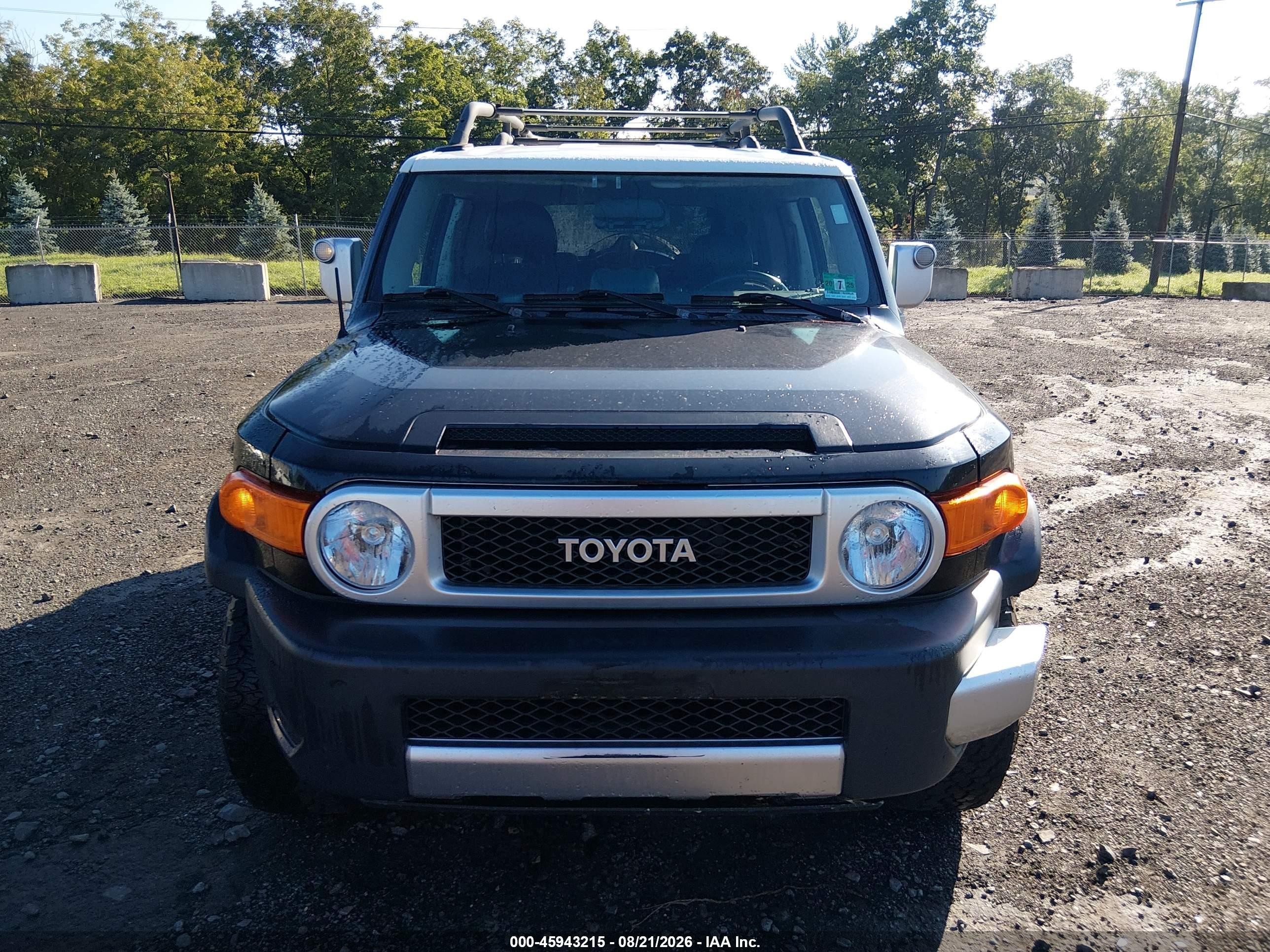 2007 Toyota Fj Cruiser   Black vin: JTEBU11F670020264