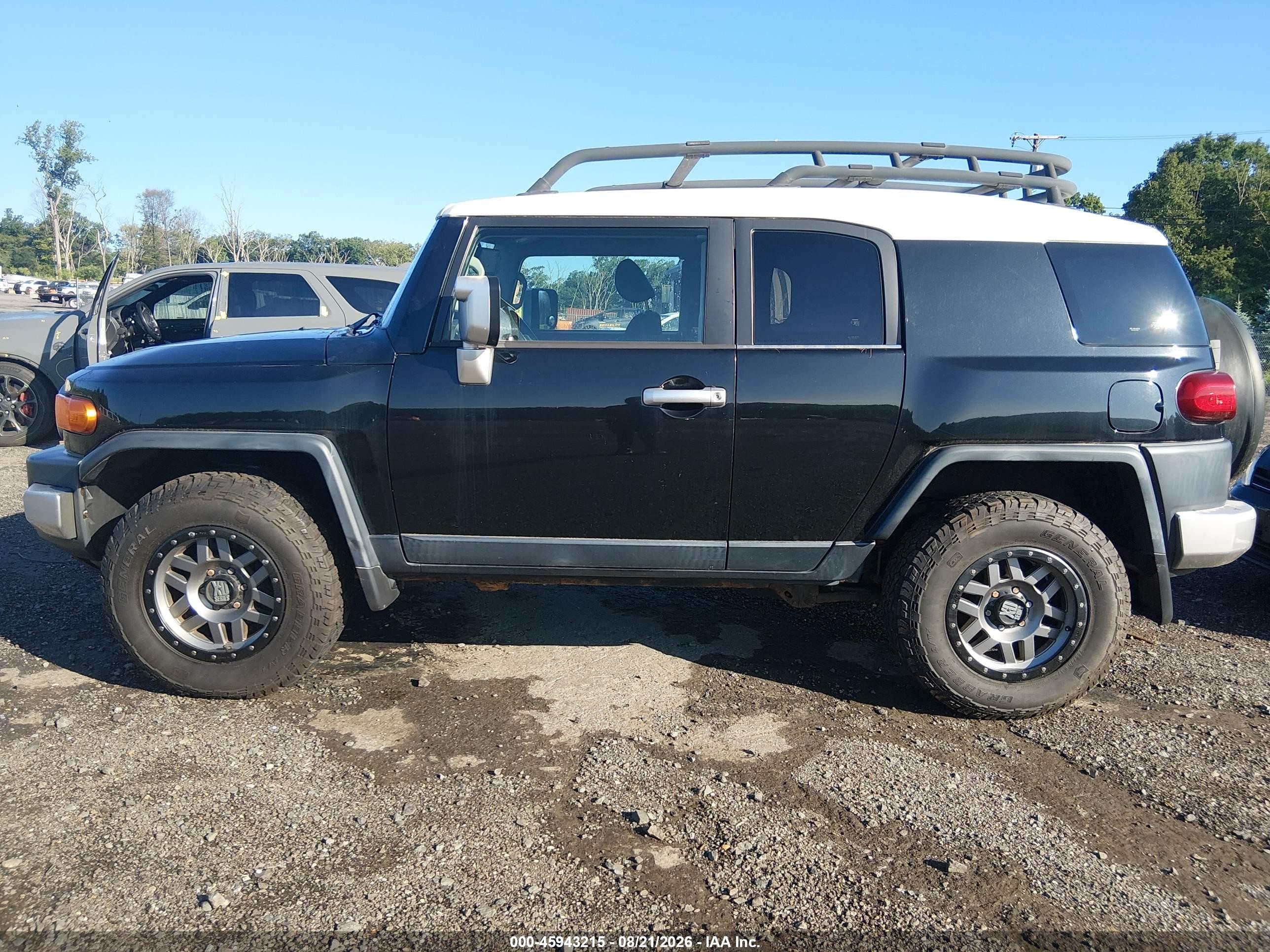 2007 Toyota Fj Cruiser   Black vin: JTEBU11F670020264