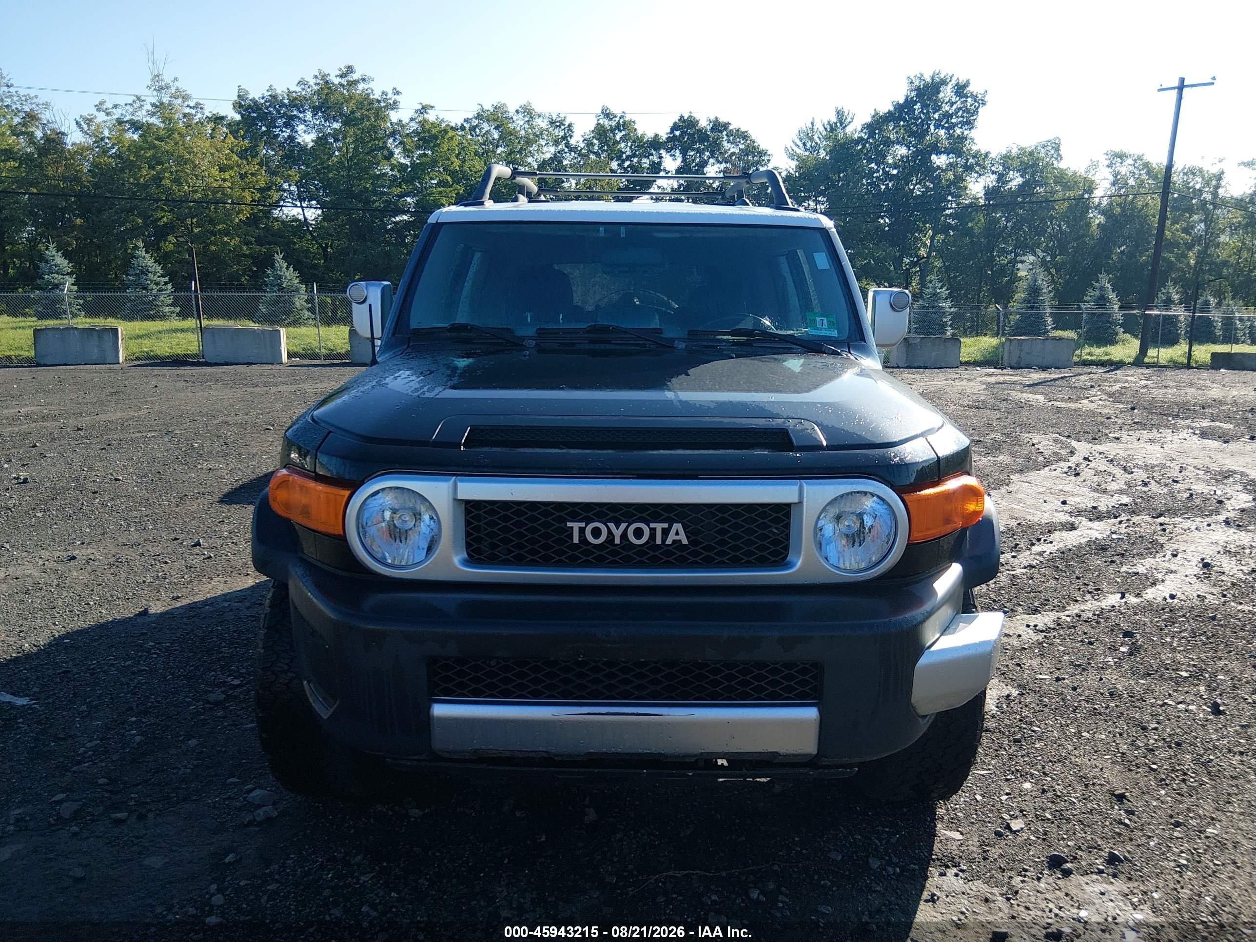 2007 Toyota Fj Cruiser   Black vin: JTEBU11F670020264