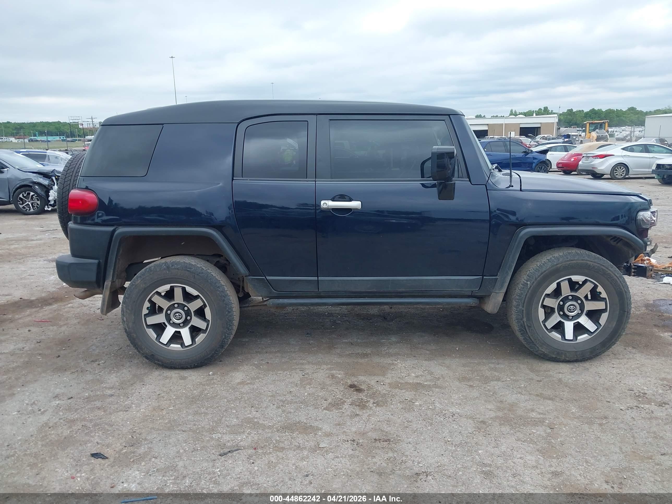 2007 Toyota Fj Cruiser   Black vin: JTEBU11F670064765